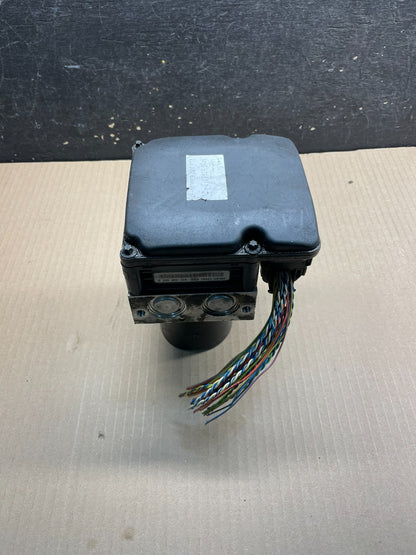 2008 to 2010 BMW 5-Series ABS Anti-Lock Brake Pump 3451 6774679-01 OEM x0625 DG4