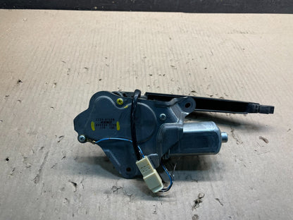 2006 to 2005 Mazda 5 Windshield Rear Wiper Motor X0537 DG5