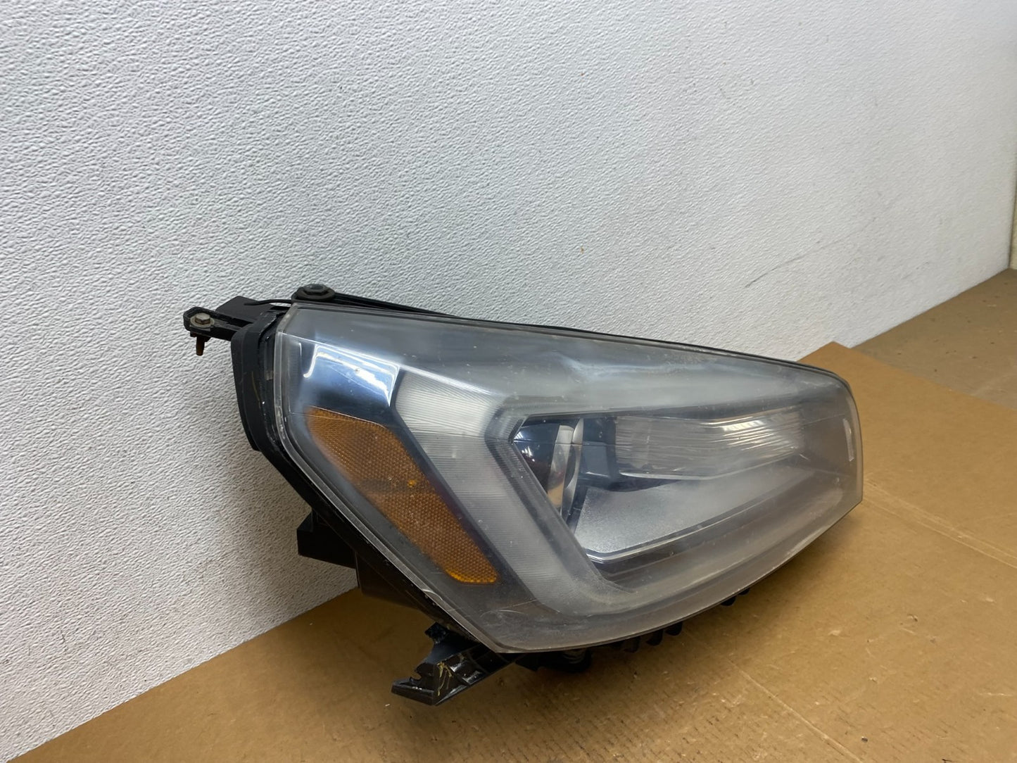 2013-2016 Gmc Acadia Right Passenger RH Side Led Halogen Headlight AE0550 DW2