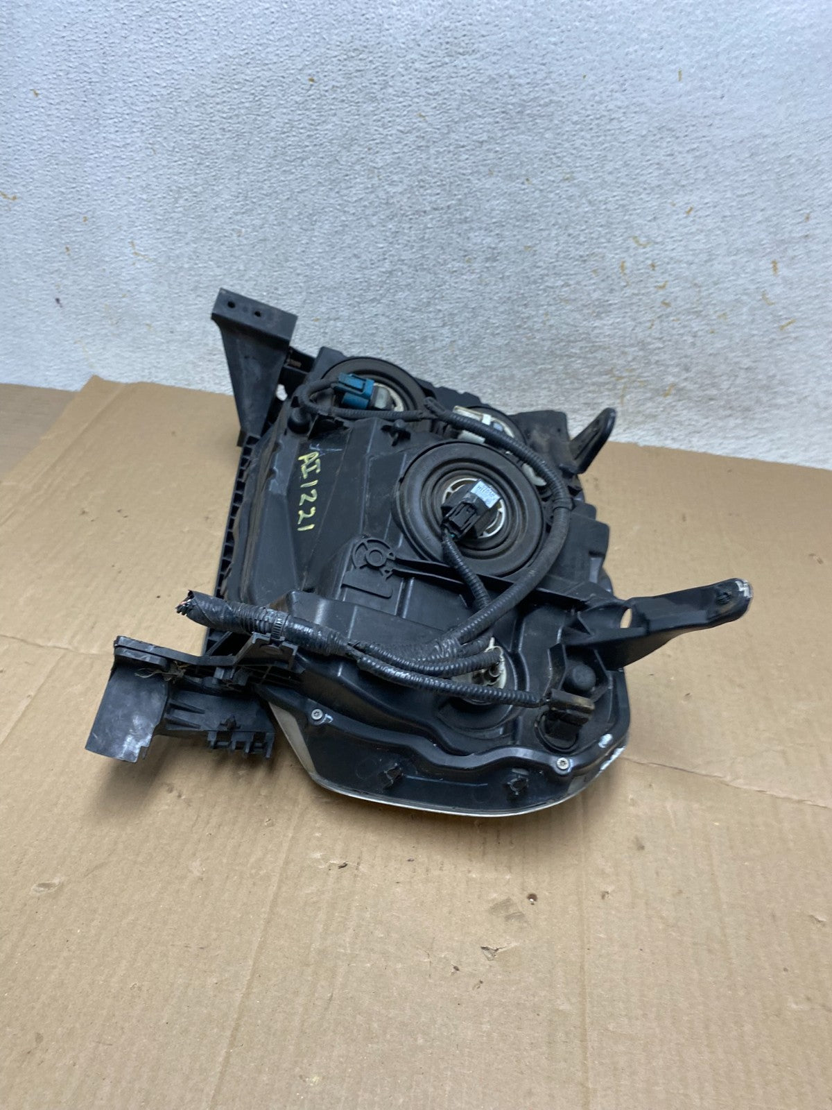 2009 2010 2011 Honda Pilot Right Passenger RH Halogen Headlight AI1221 DW7