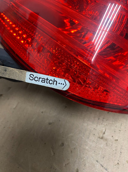 2008 2009 2010 BMW 5 525i 530i Right Passenger Rh Tail Side Light M0366 DW4