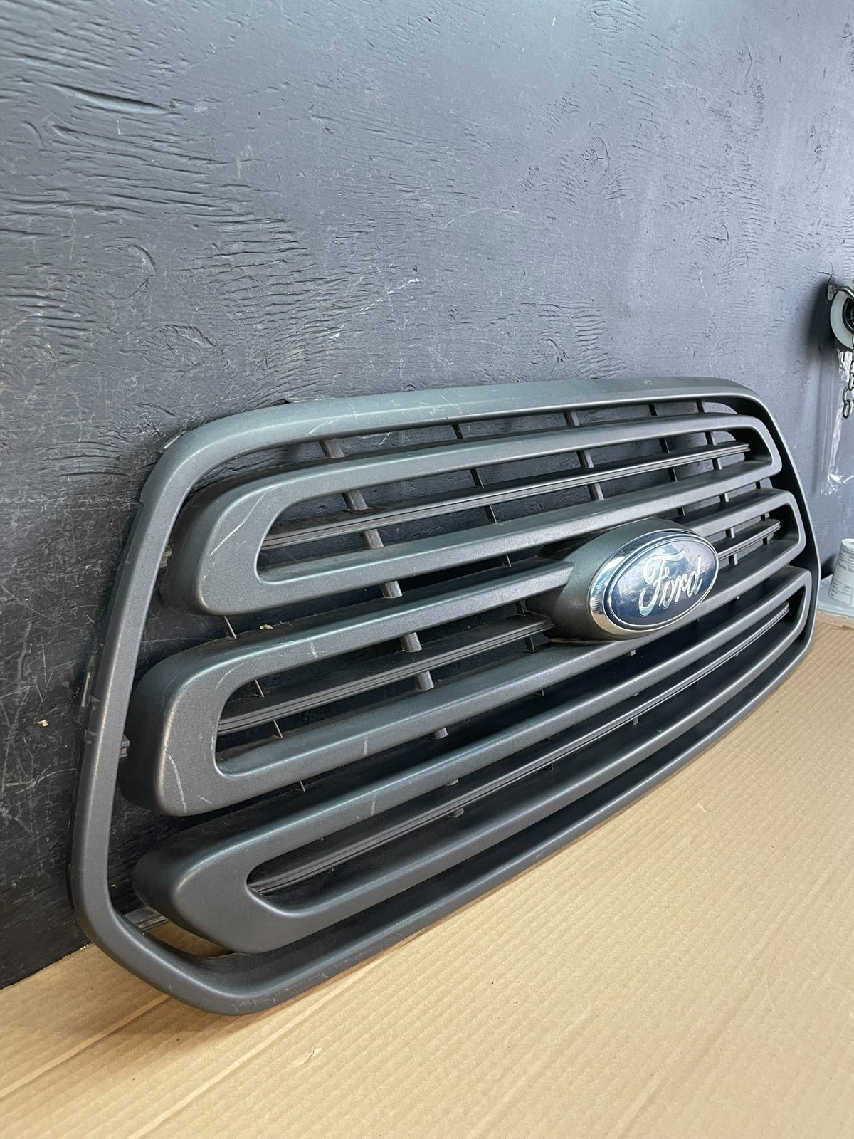 2015 to 2019 Ford Transit Front Upper Grill Grille AE8599 DG2