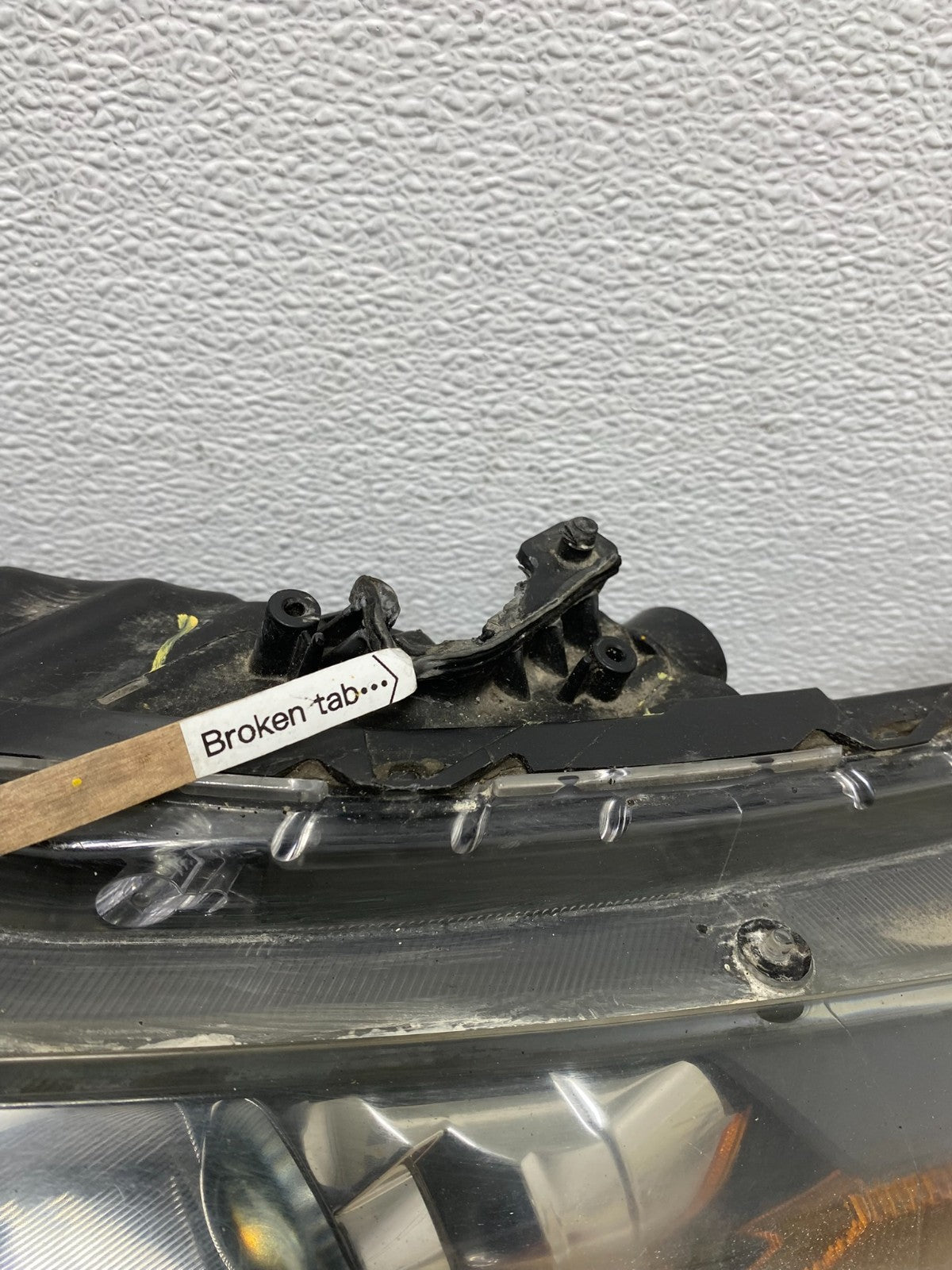 2010 - 2012 Honda Accord Crosstour Left Driver LH Side Headlight AB9989 DW5