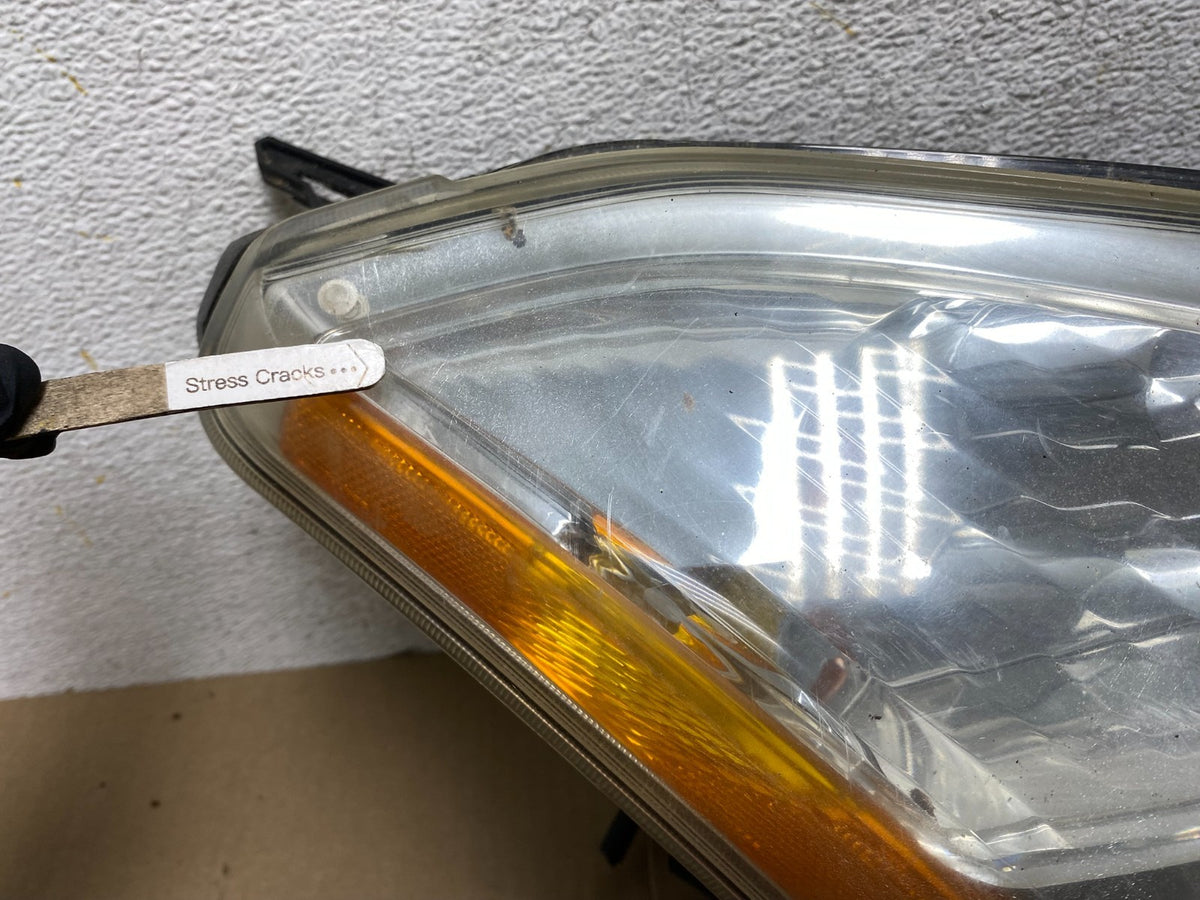 2009-2013 Nissan Rogue Right Passenger Xenon HID Headlight AH5837 DW4