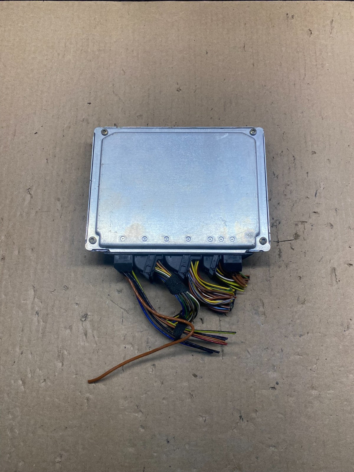 2001 to 2002 BMW X5 ECM ECU Engine Control Computer Module AH3373 DG1