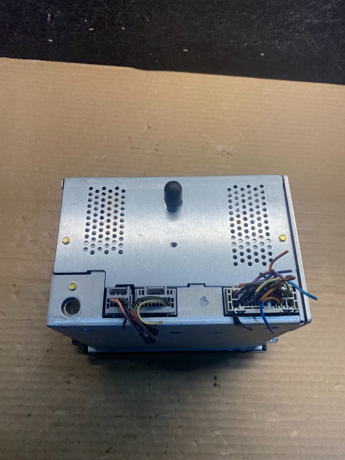 2005 to 2007 Ford Five Hundred Montego Radio CD Player AF3883 DW5