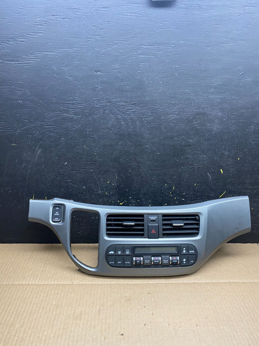 2005 to 2010 Honda Odyssey Radio Climate Control Dash Trim Bezel U5911 DG0