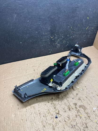 2005 to 2010 Honda Odyssey Radio Climate Control Dash Trim Bezel T8518 DG4