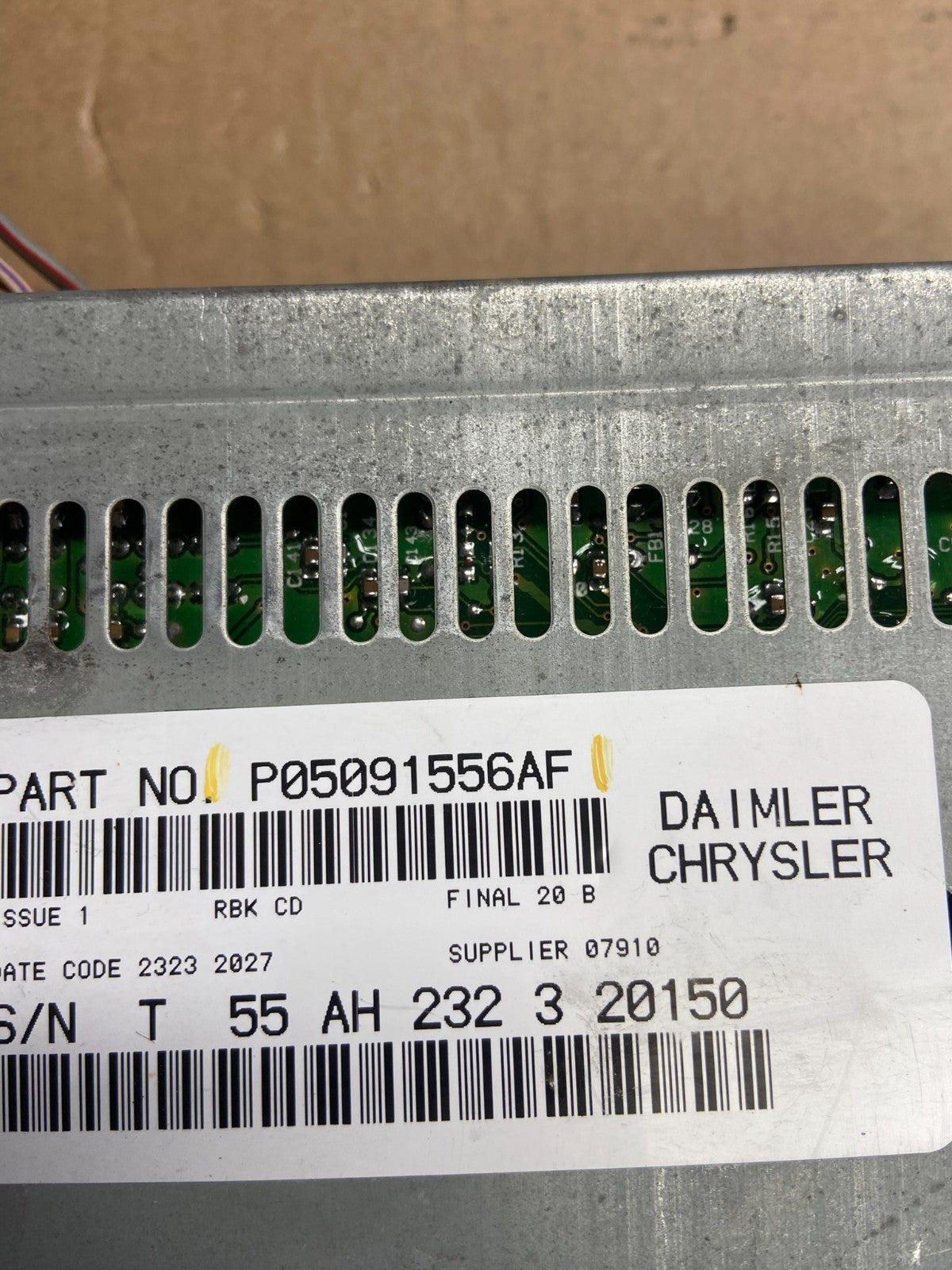 2002 - 2006 Chrysler Dodge Jeep Ram Radio CD Player AM/FM Receiver AE4377 DG4