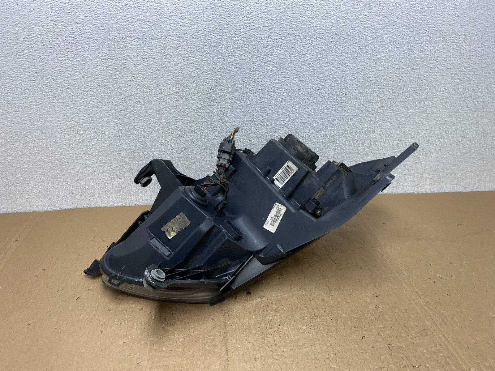 2008-2012 Buick Enclave Left Driver Headlight Xenon Hid One Ballast AC60526