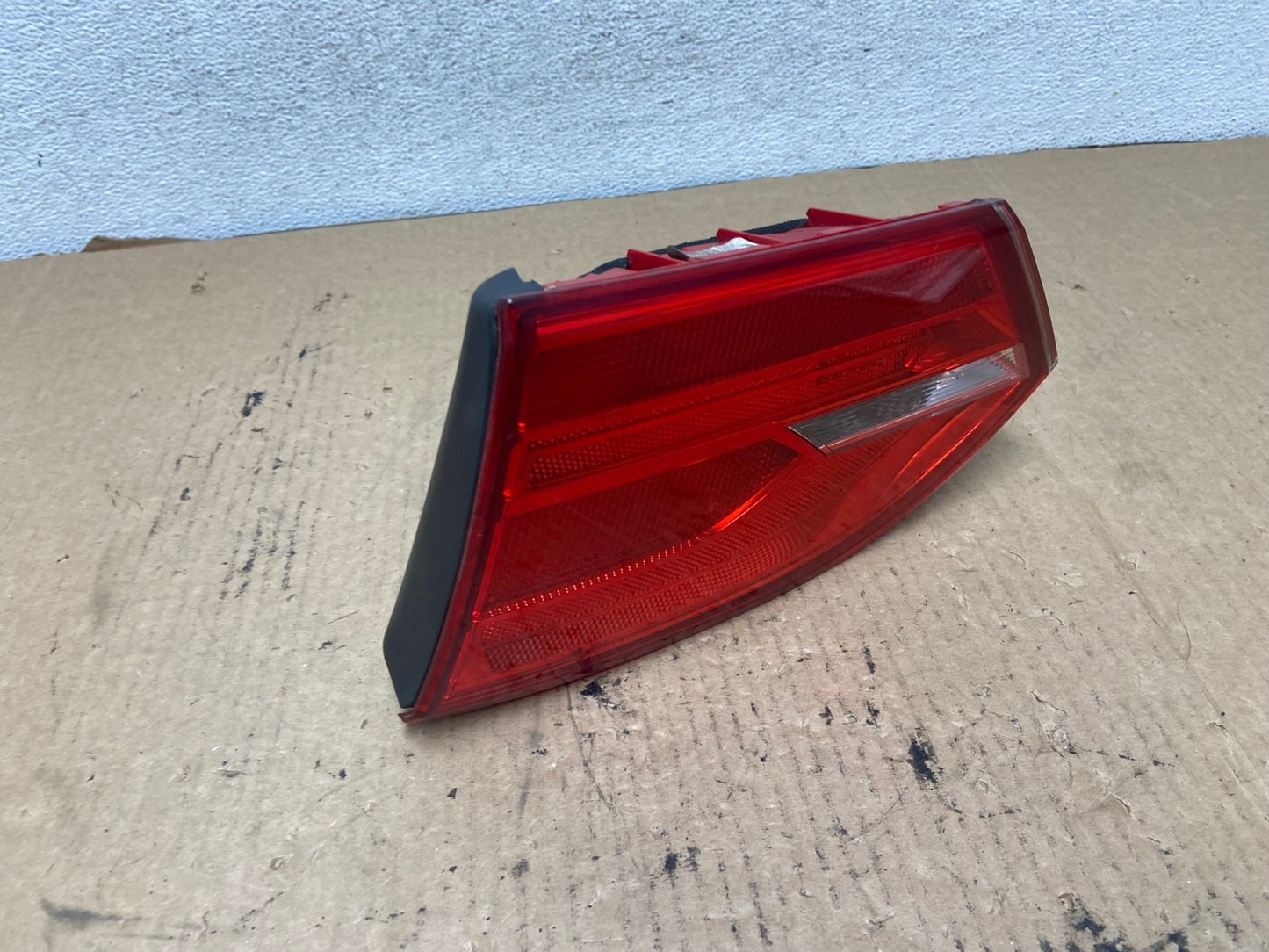 2011-2014 Volkswagen Jetta Right RH Inner Trunk Tail Light AG2138 LK2