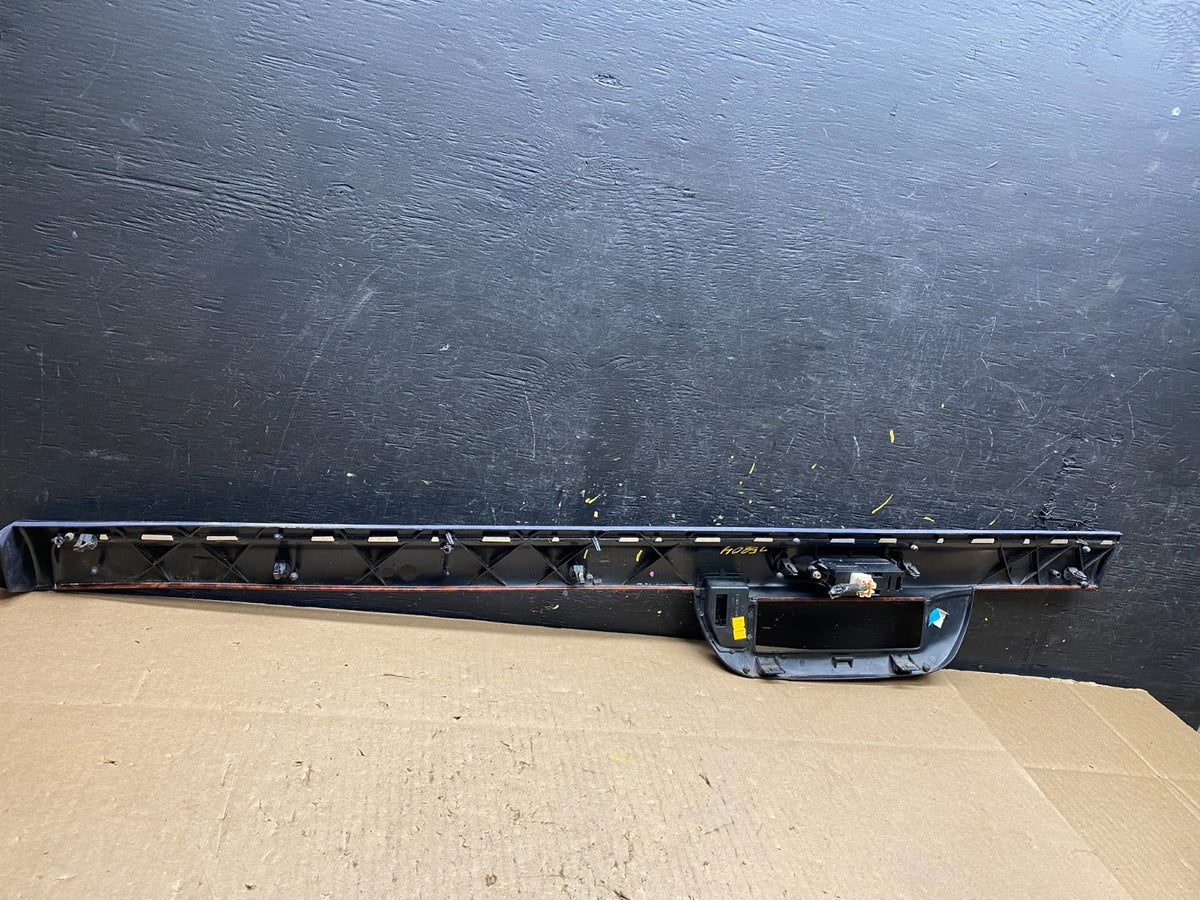 1998 - 2002 Mercury Grand Marquis Center Console Dash Panel Clock Bezel T5804 DG4