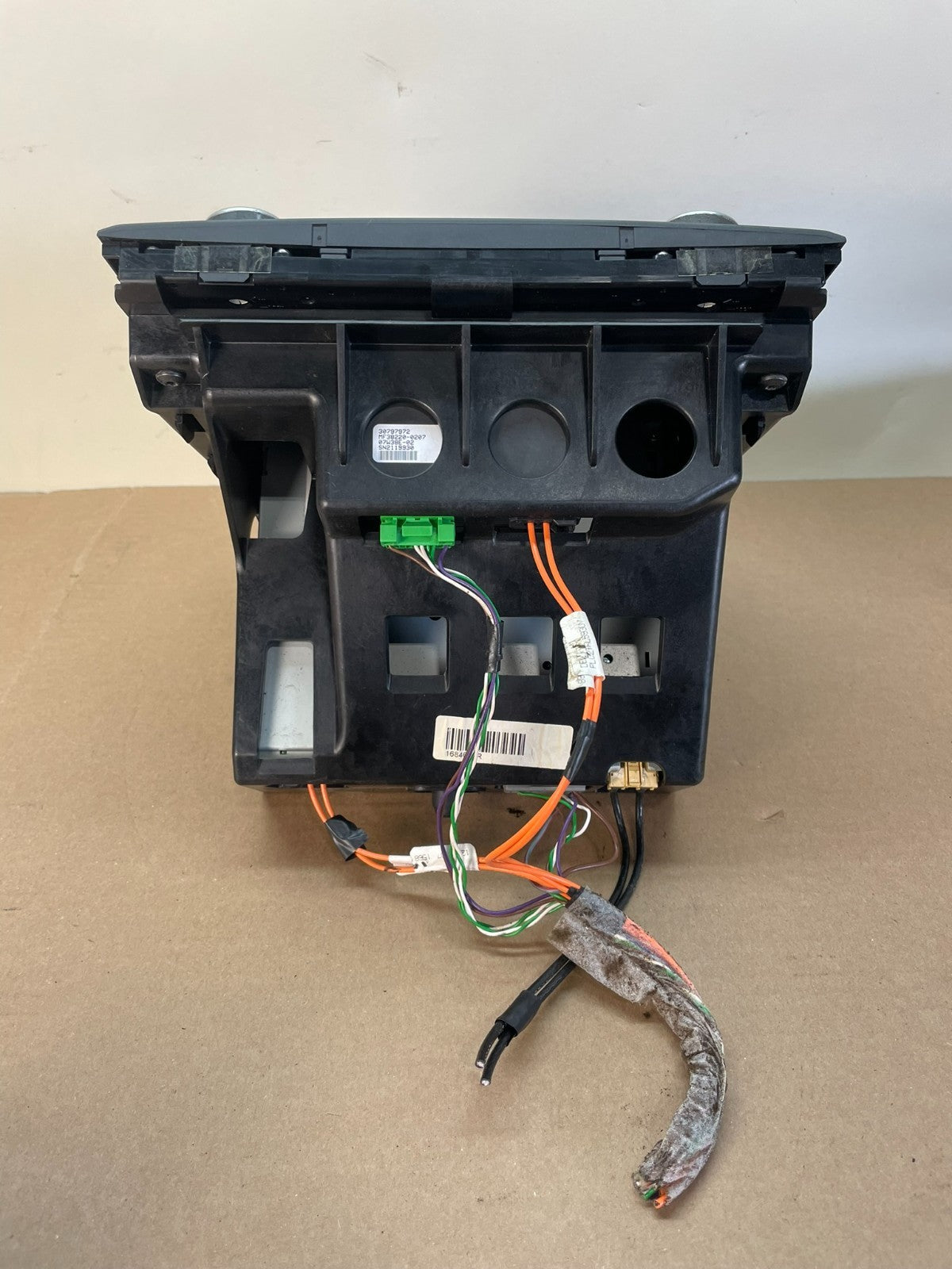 2008 Volvo XC90 Center AM/FM Radio Panel Bezel ai0575 DG6