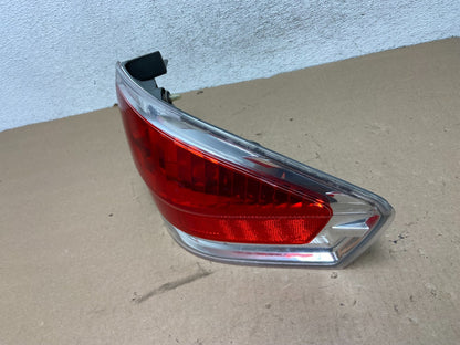 2008 2009 2010 2011 Ford Focus Sedan Right Passenger Tail Light AG3402 PS1