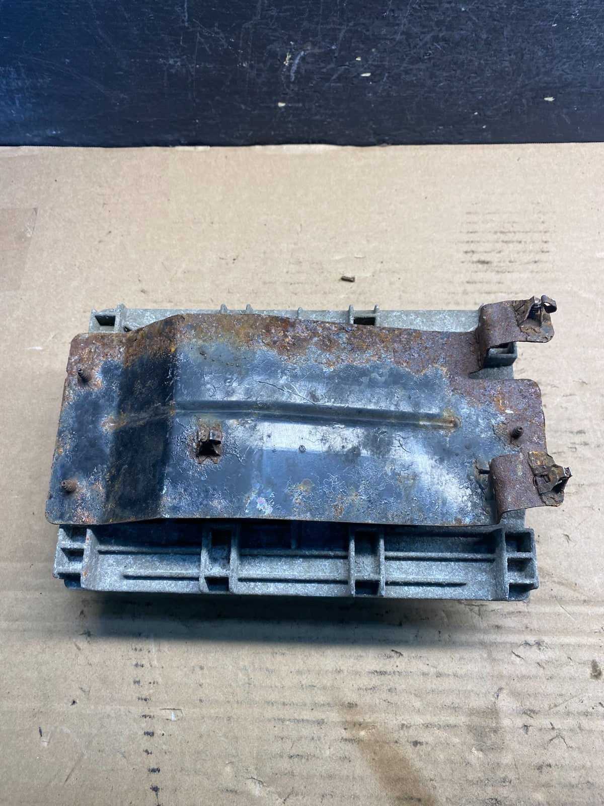 2007 Chrysler Caravan 3.3L Engine Control Module p05187557ac ae2158 DG1