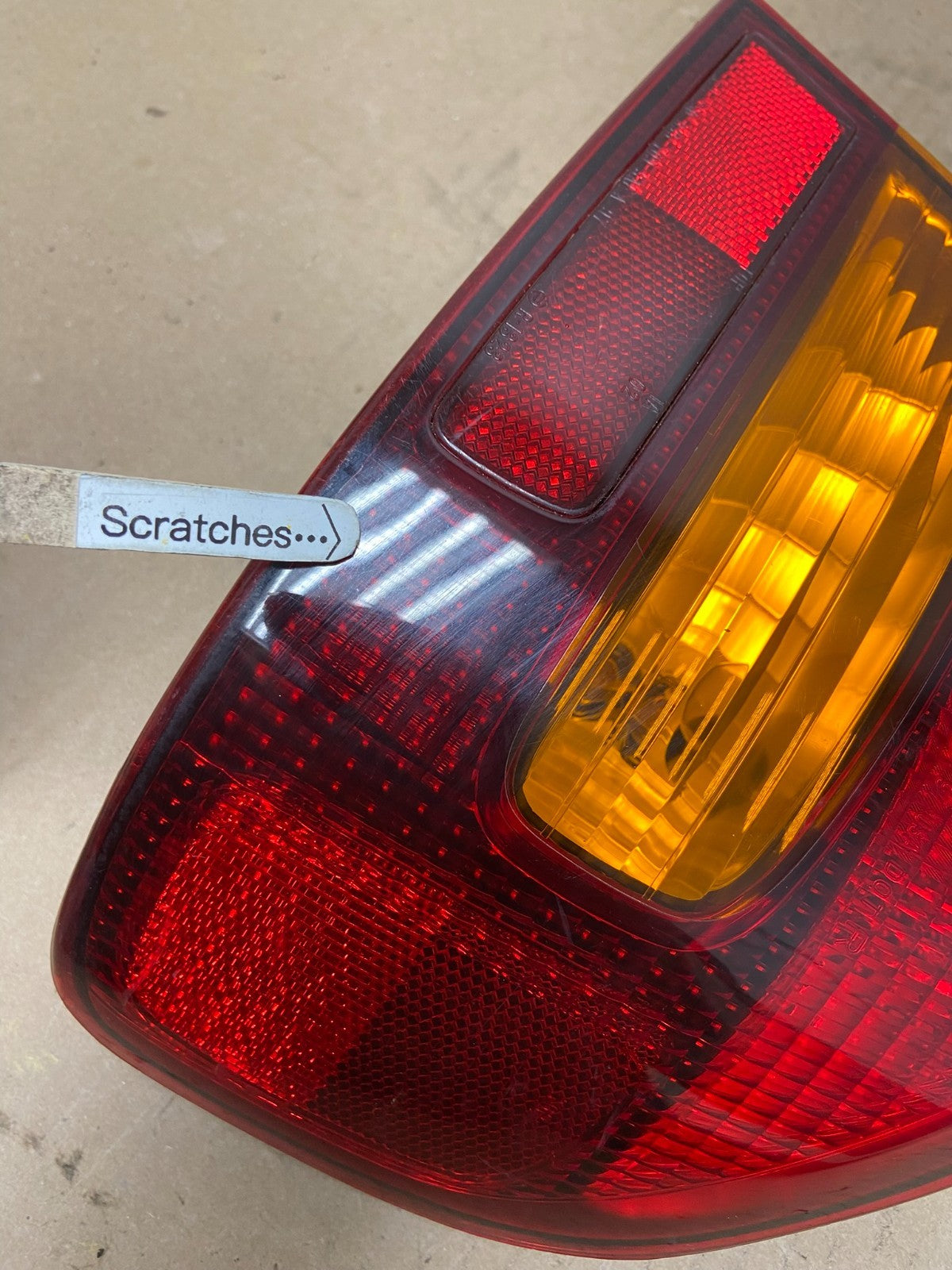 2000 to 2004 Subaru Legacy Right Passenger Rh Side Tail Light ab6034 DG3