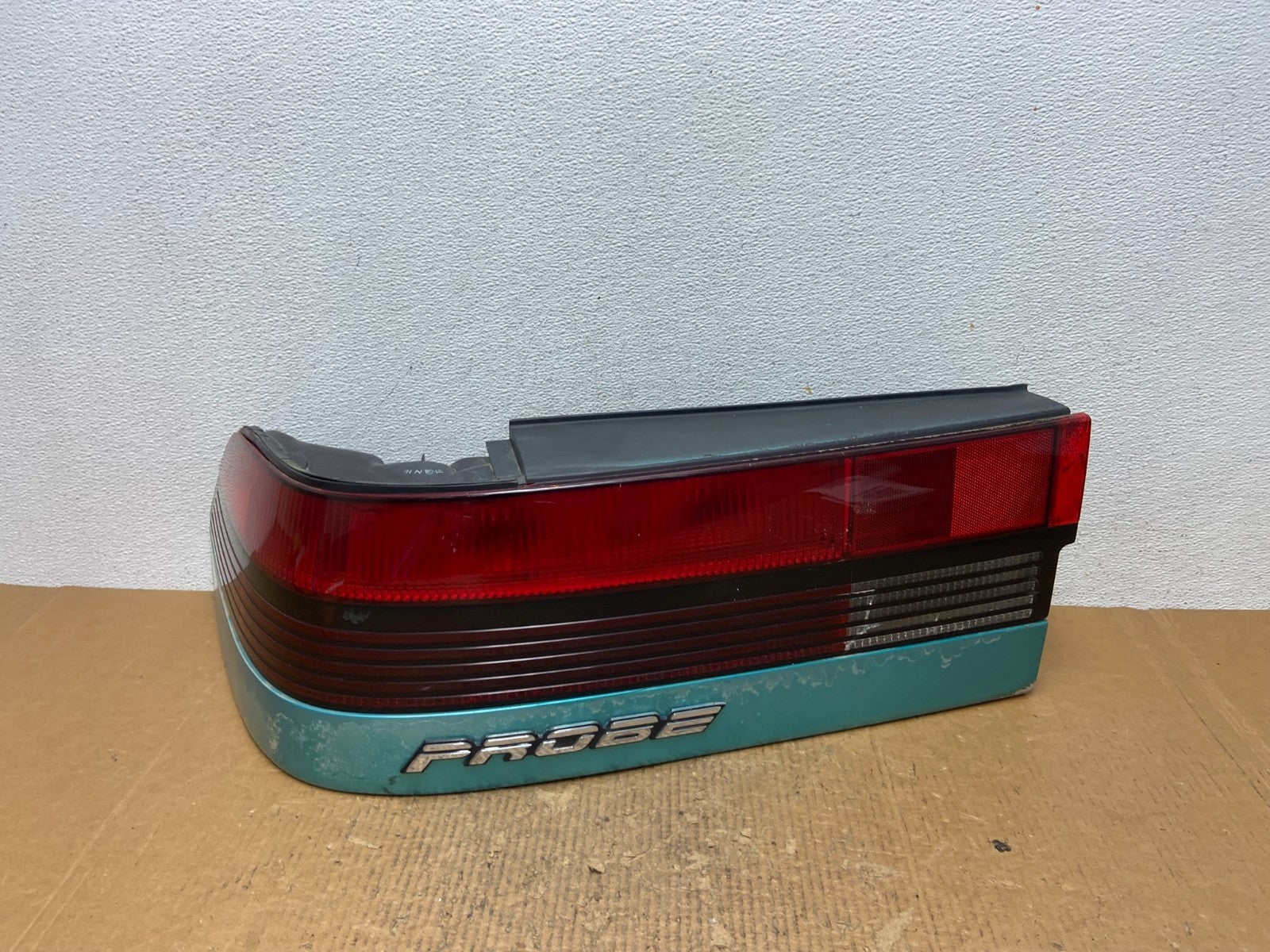 1990 to 1992 Ford Probe GT Left Driver LH Side Tail Light ae2699 DG0
