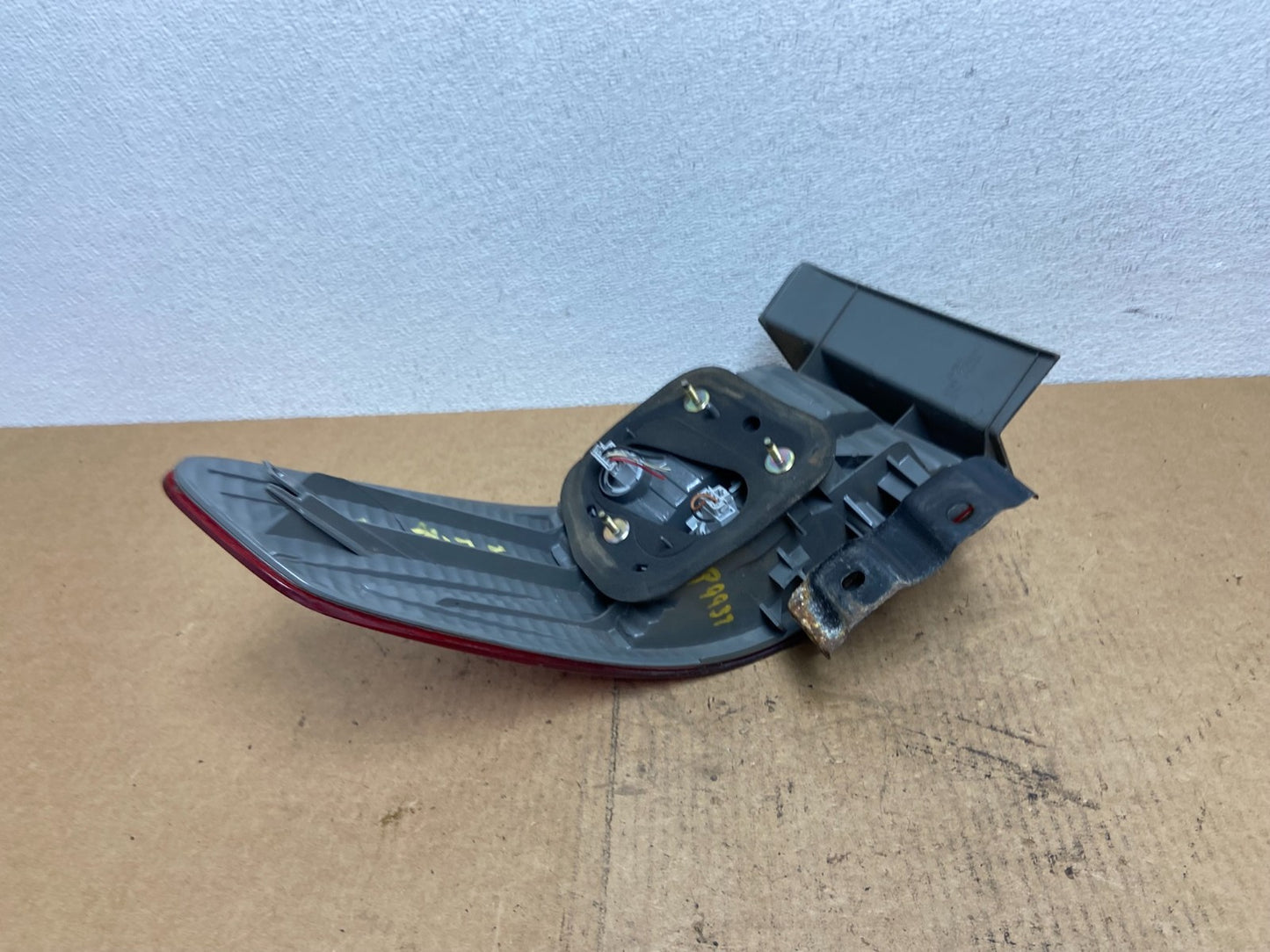 2005 Honda Accord Right Passenger Rh Side Tail Light Oem AC3175 DW4
