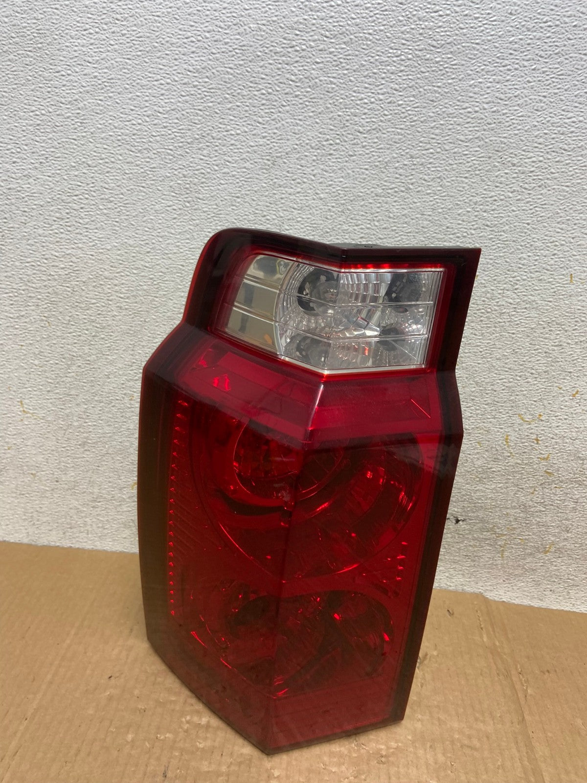 2006 to 2010 Jeep Commander Left Driver Side Tail Light AI6526 LK0
