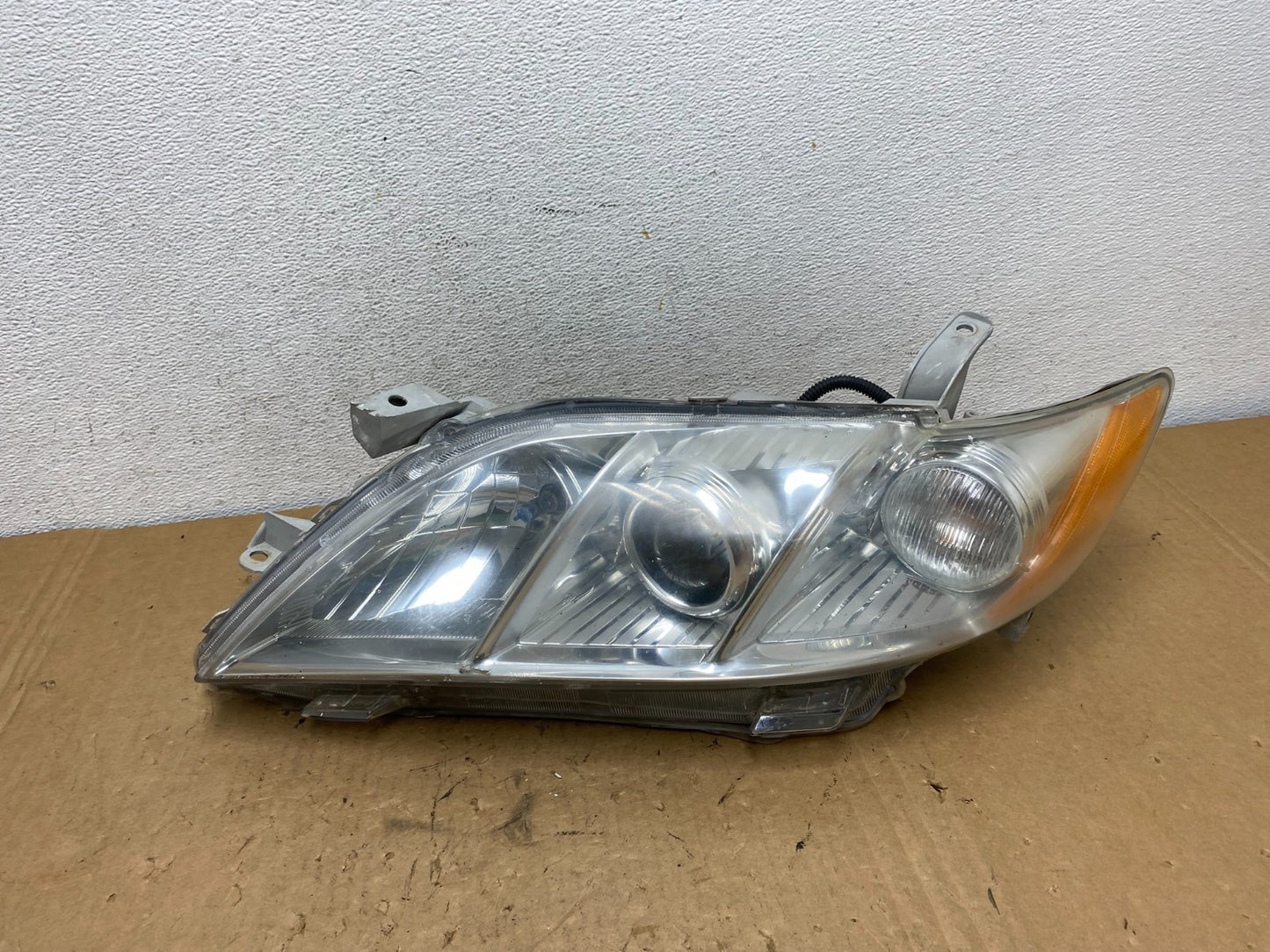 2007 2008 2009 Toyota Camry Halogen Left Driver LH Side Headlight AD3235 DW0