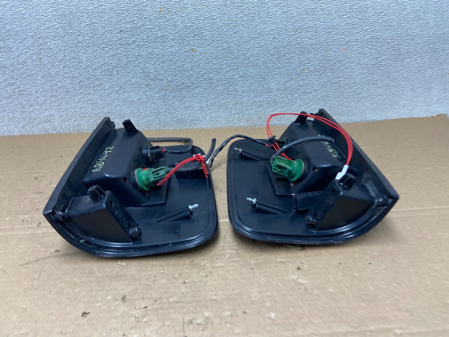 2004 to 2008 Ford F150 Left+Right Set Side LED Tail Lights AB4692 DG7