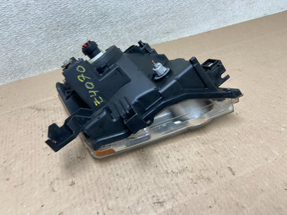 2005 - 2015 Nissan Xterra Driver Left LH Side Headlight Z4070 DW6