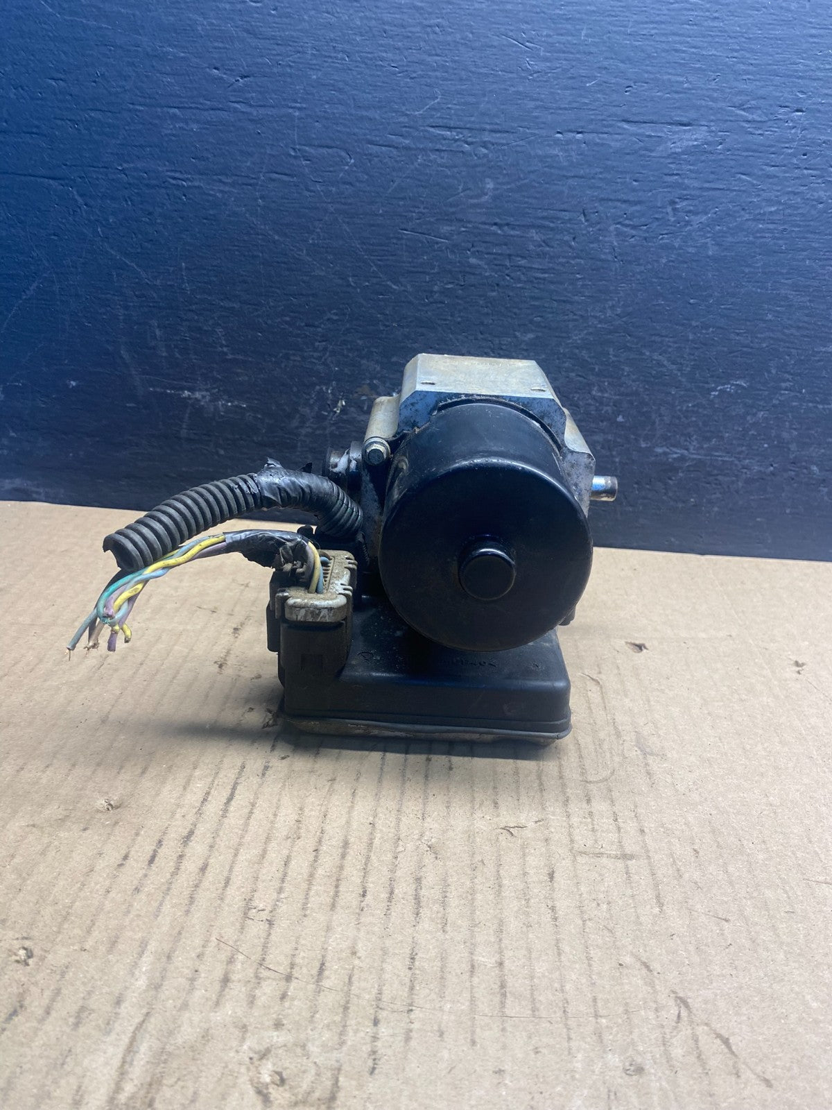 2003 - 2005 Chevrolet Silverado GMC Sierra ABS Anti-Lock Brake Module ac9000 DG1