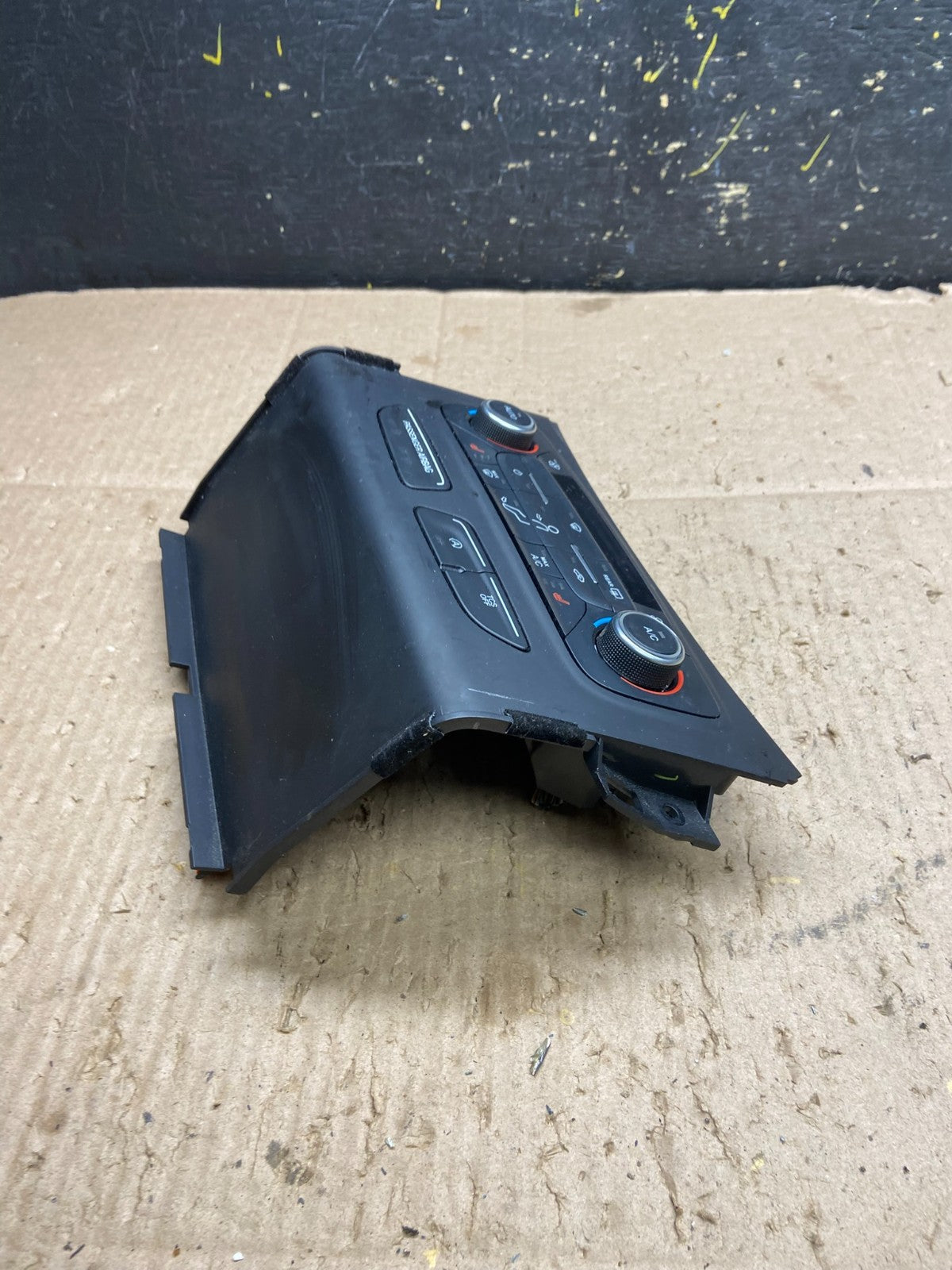 2017 to 2019 Ford Escape Ac Heater Climate Control Temperature Y7885 DG2