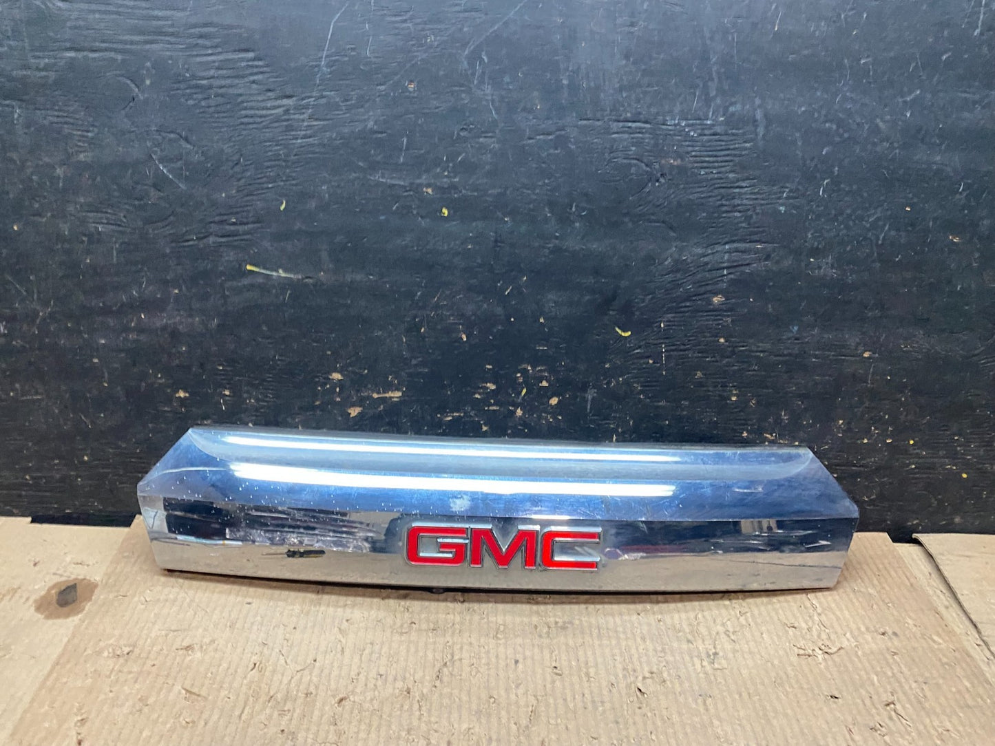 2010-2015 Gmc Terrain Lift Gate Handle Trim Back Up Camera 20881057 X0125 DG0