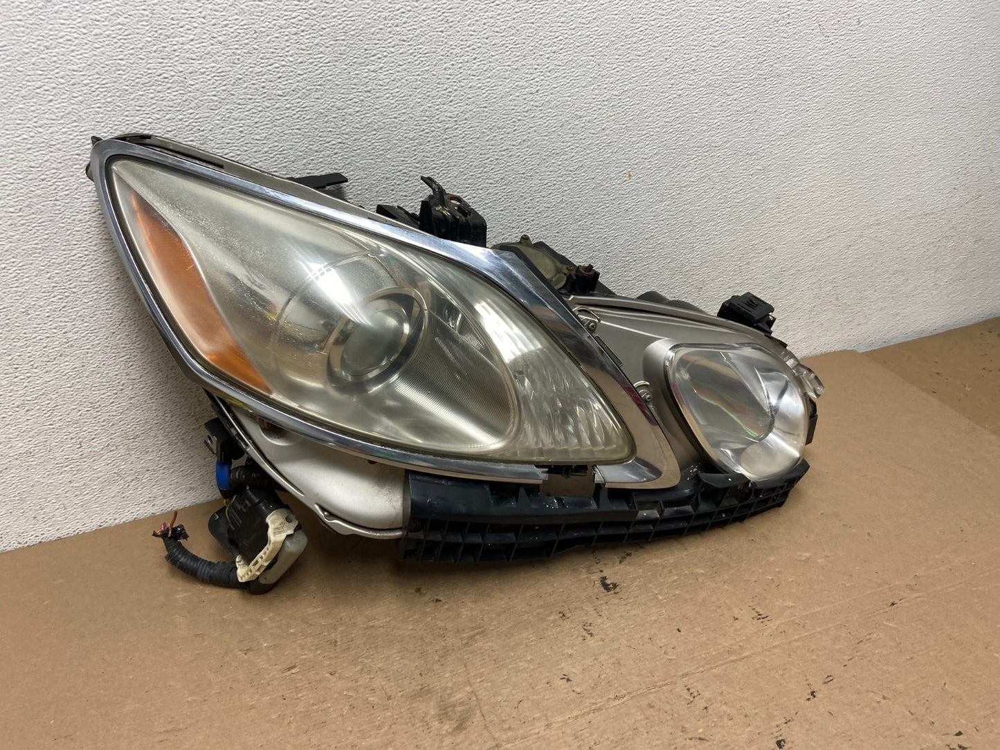 2006 to 2011 Lexus GS430 GS350 Right Passenger Xenon Hid Headlight AF5005 DW2