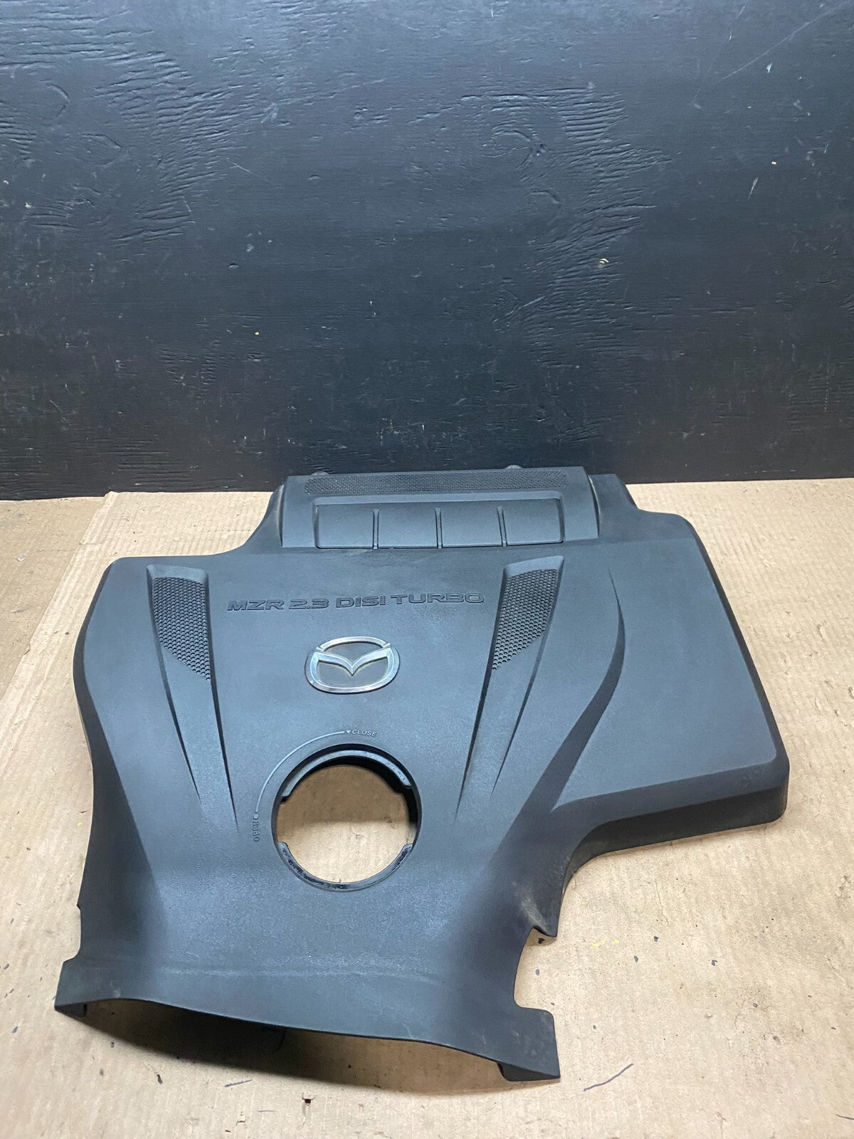 2010 2011 2012 Mazda CX7 CX-7 2.3L Engine Shield Top Cover E4785  DG10
