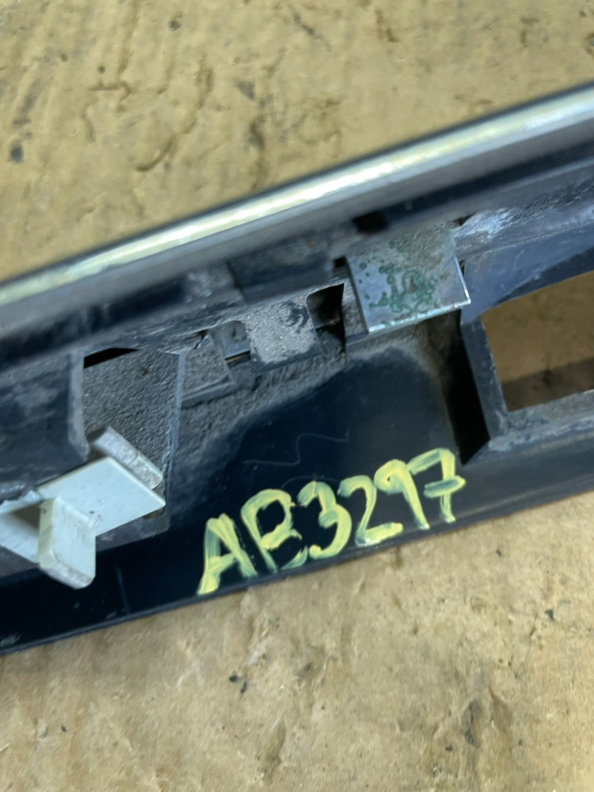2013 to 2015 Nissan Pathfinder Rear Trunk Liftgate Handle Trim Camera ab3297 DG10