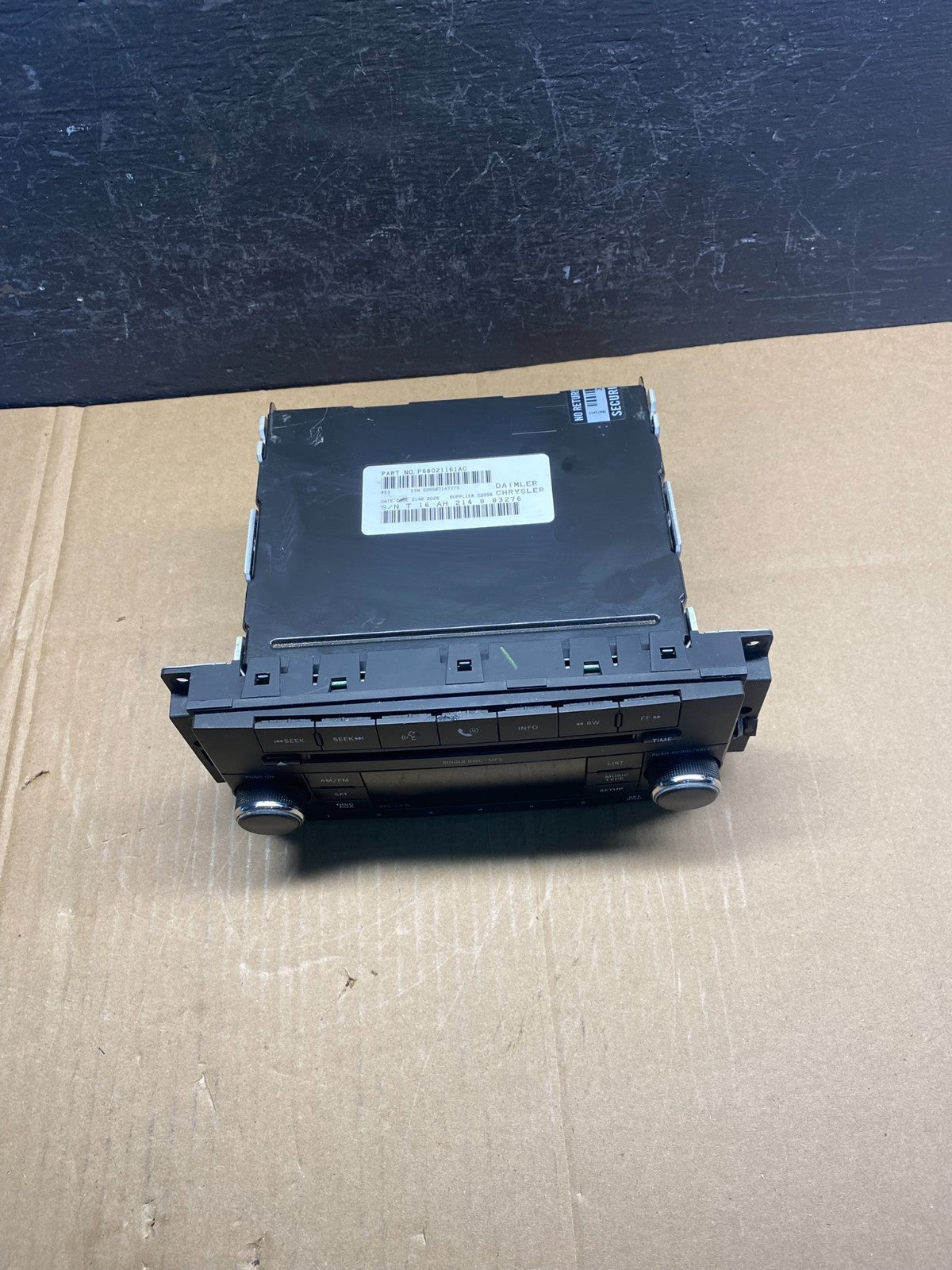 2007-2012 Chrysler Dodge Jeep Ram Radio CD MP3 AUX Receiver AD1677 DG6