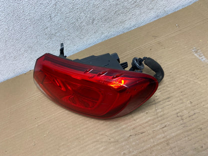 2015 2016 2017 Chrysler 200 Sedan Right Passenger Side Tail Light AG8974 DW1
