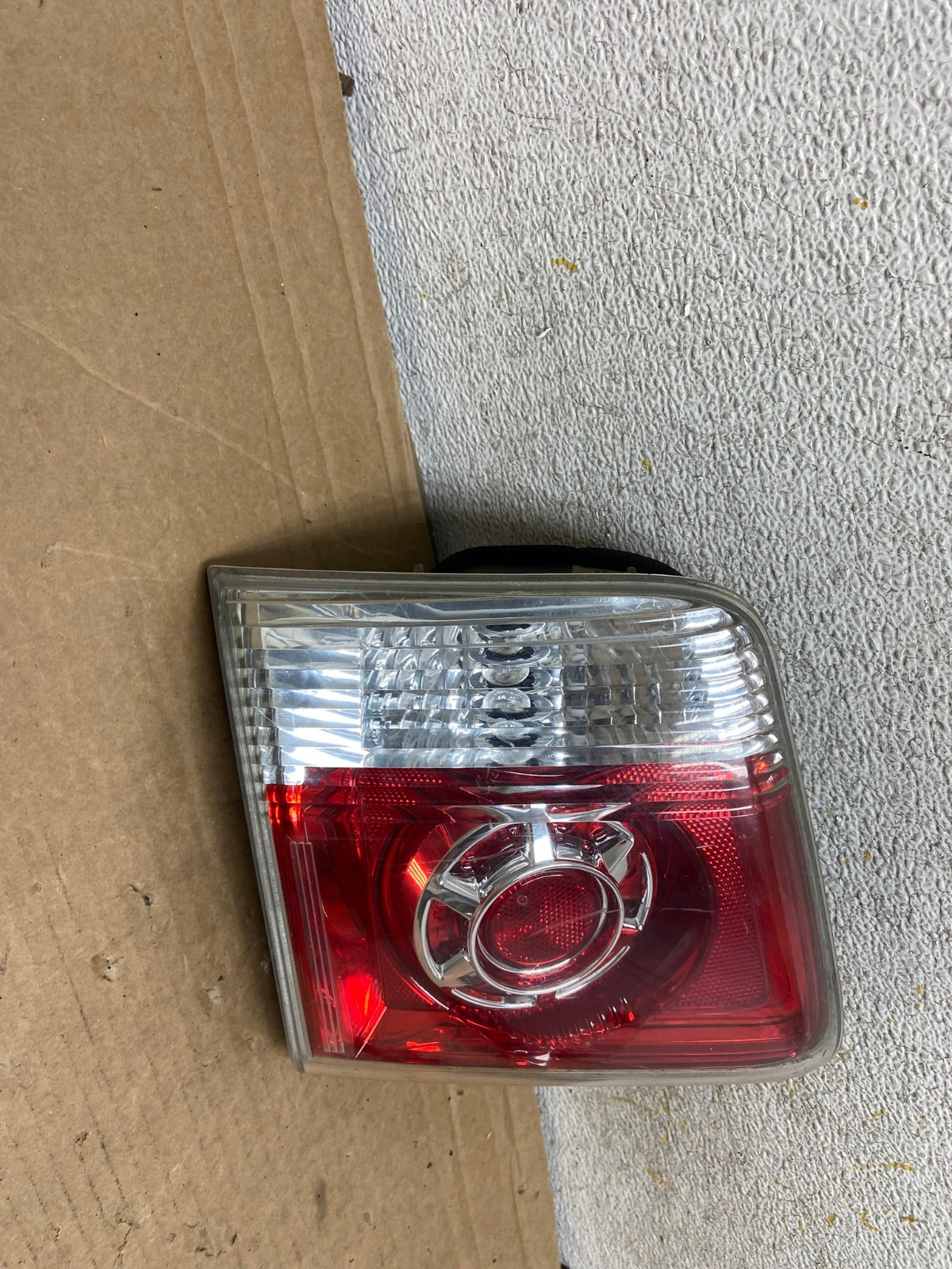 2007 to 2012 GMC Acadia Left Driver Lh Side Tail Light Inner AH8510 LK1