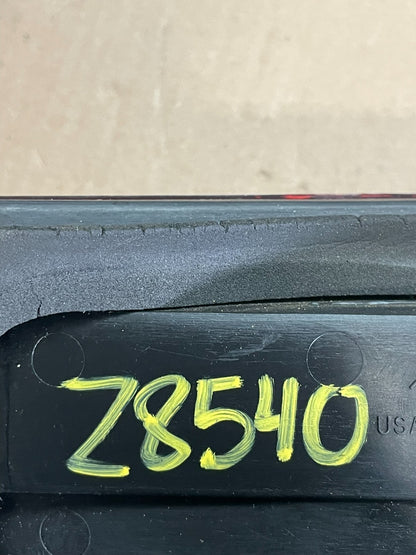 1995 to 1996 Subaru Legacy Wagon Trunk Mounted Center Tail Light Panel z8540 DG13