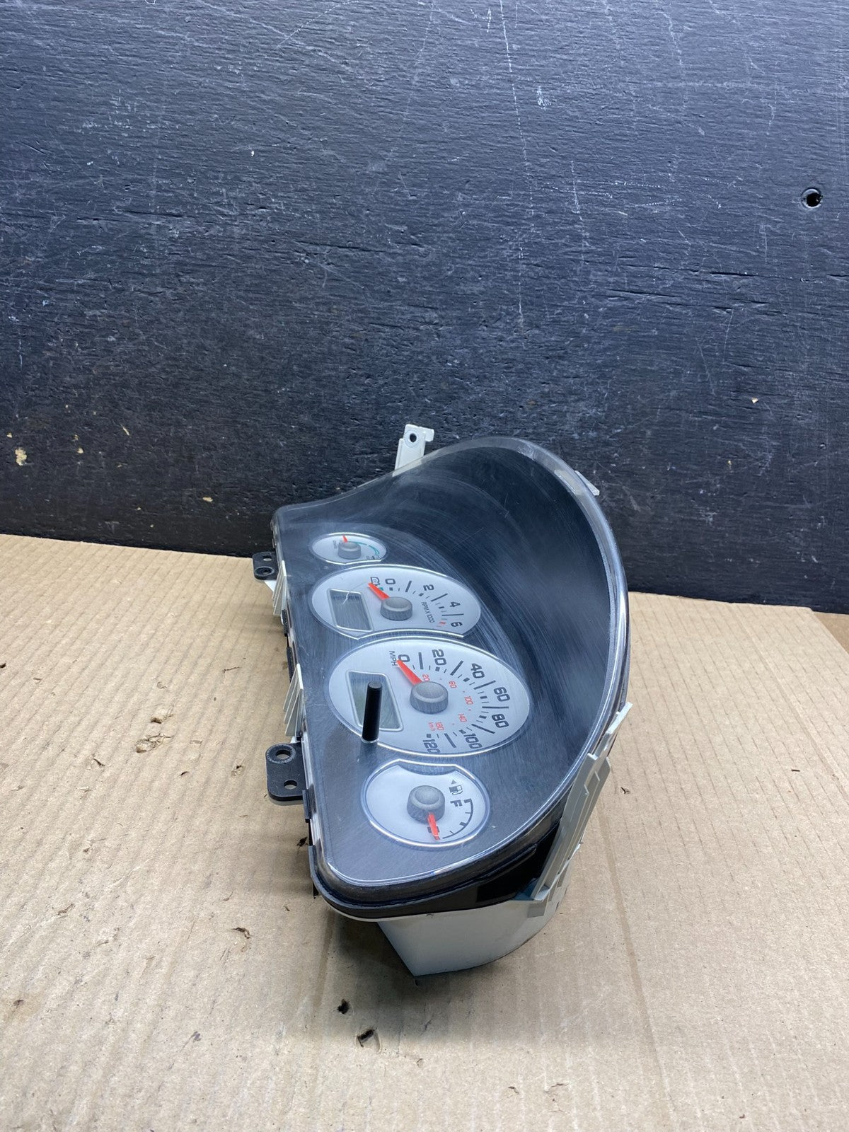 2005 2006 2007 Ford Escape Speedometer Cluster Gauge ai4917 DG2