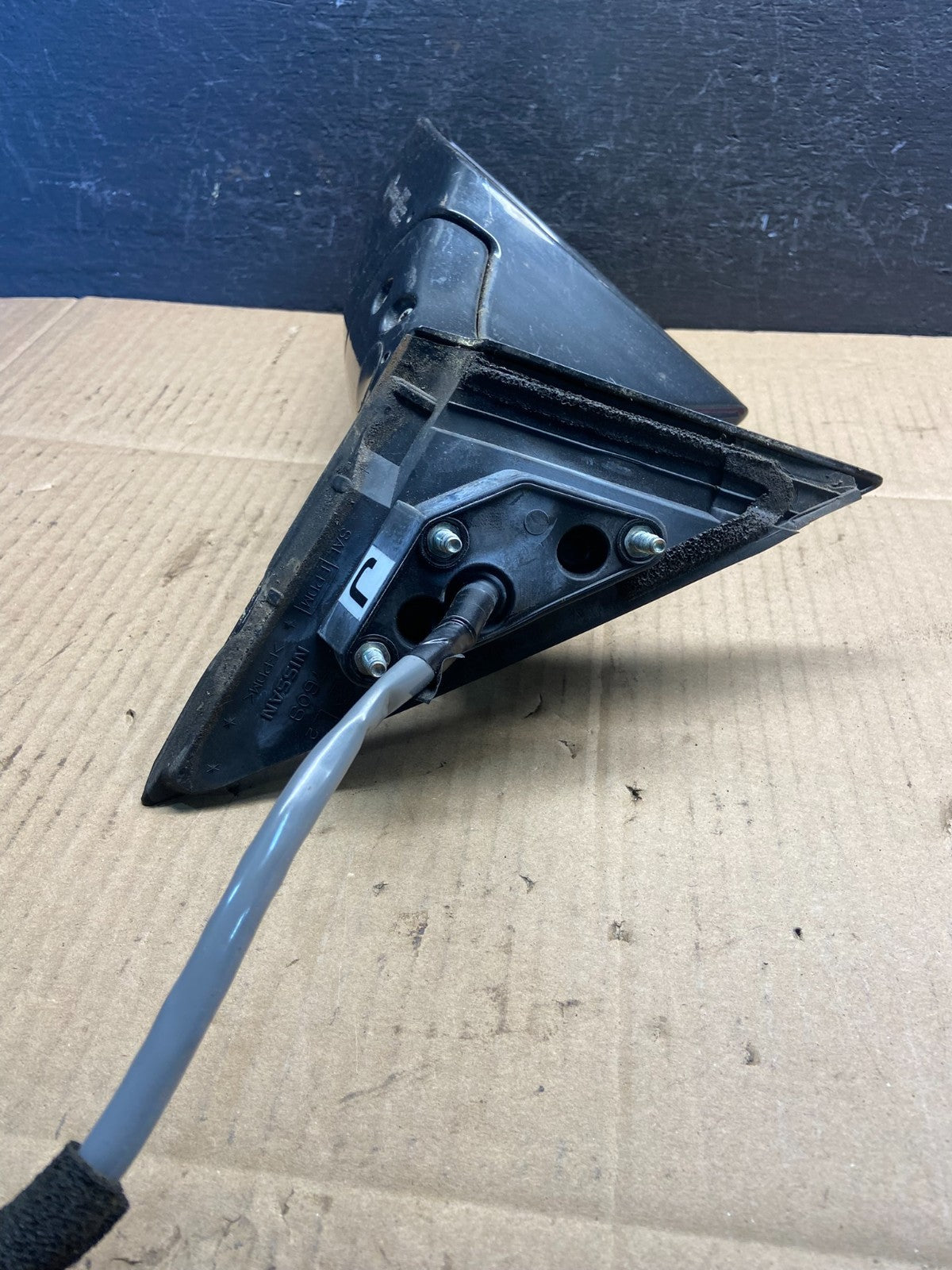 2003 to 2008 Infiniti Fx35 Left Driver LH View Door Mirror AD2948 DW10