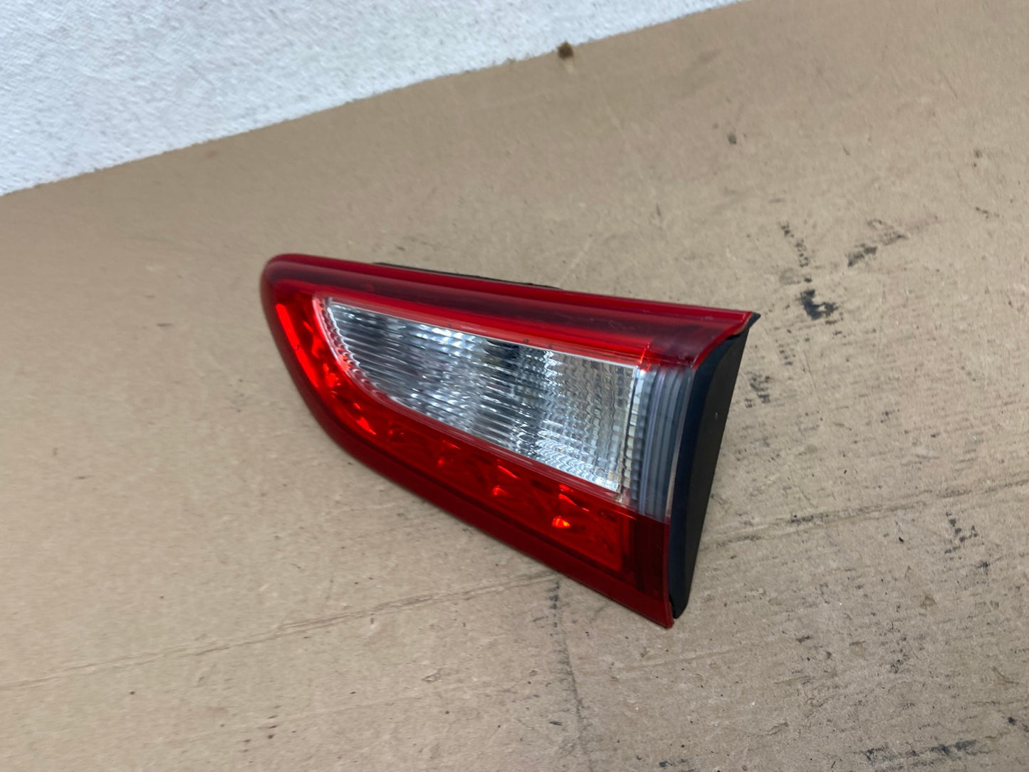 2013-2015 Infiniti JX35 QX60 Right Passenger LED Tail Light Inner AF4620 LK1