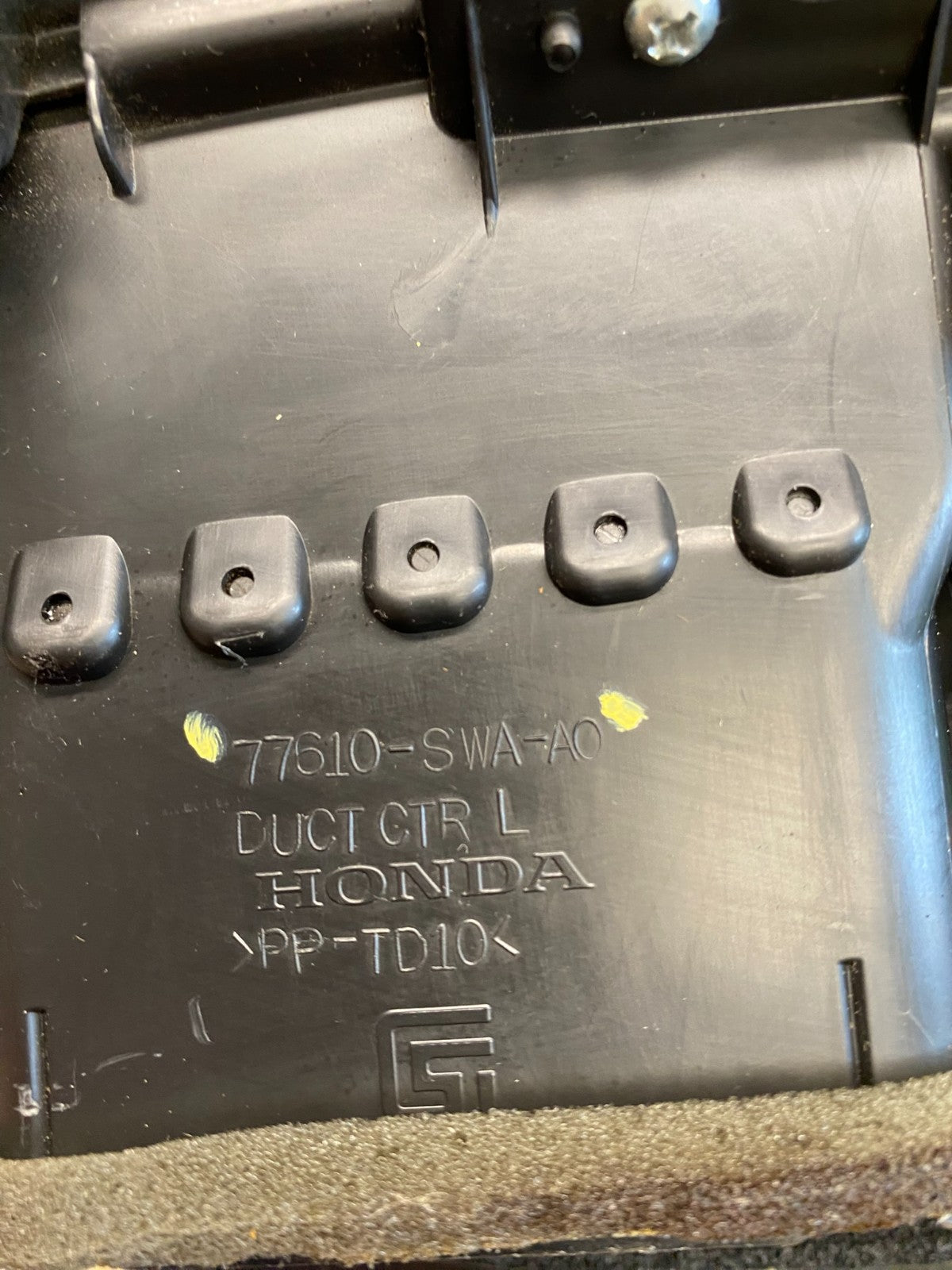 2007 to 2011 Honda CRV CR-V Front Center Panel Clock Air Vent AG6317 DG4