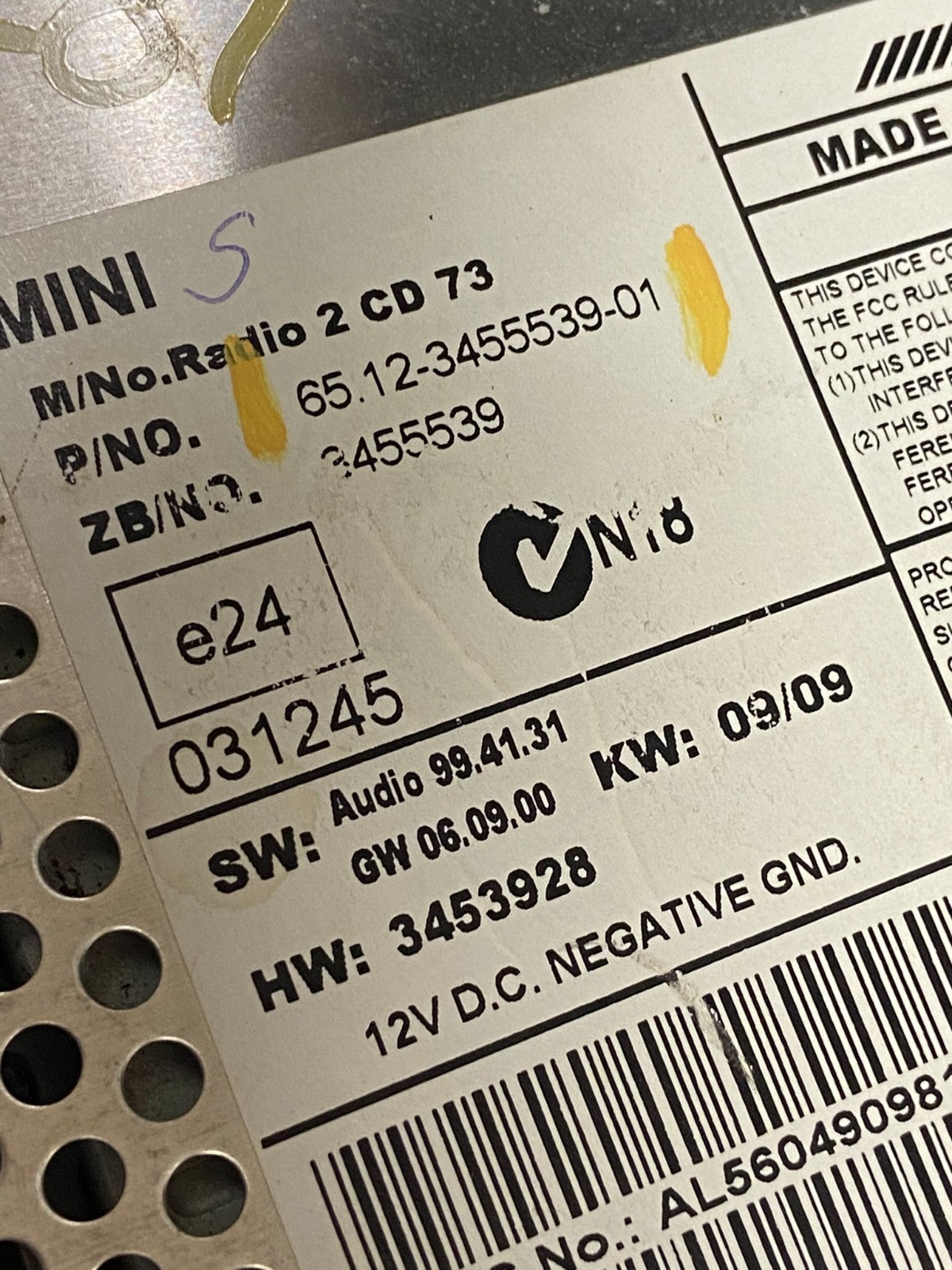 2007 - 2010 Mini Cooper Speedometer Cluster Gauge OEM Z4281 DG5