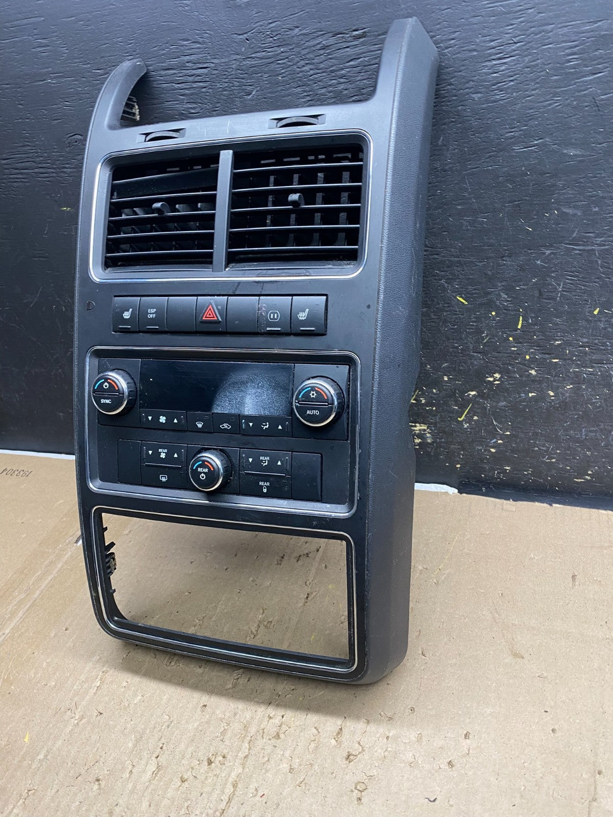 2009-2010 Dodge Journey Heater Air Vent Temperature Climate Control Panel AB53661