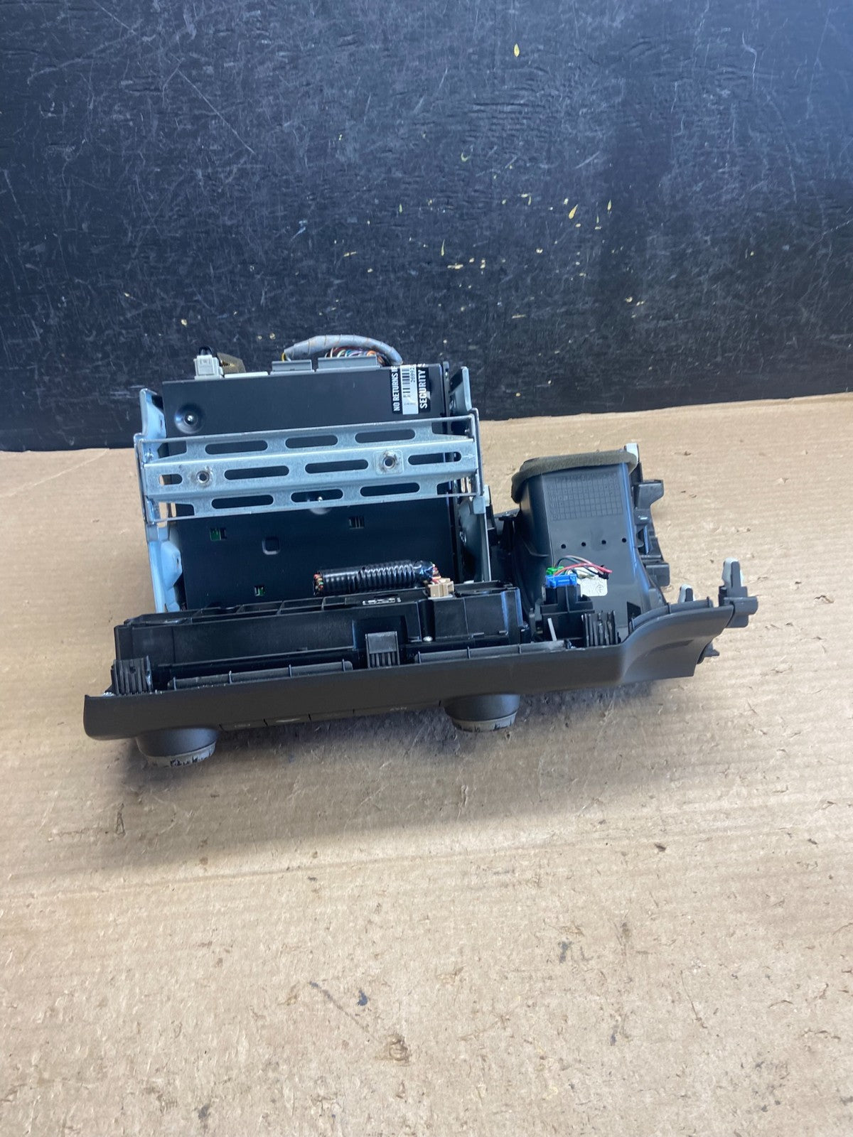 2006 - 2011 Honda Civic Radio AM/FM Climate Control Air Vent Bezel ah5303 DG5
