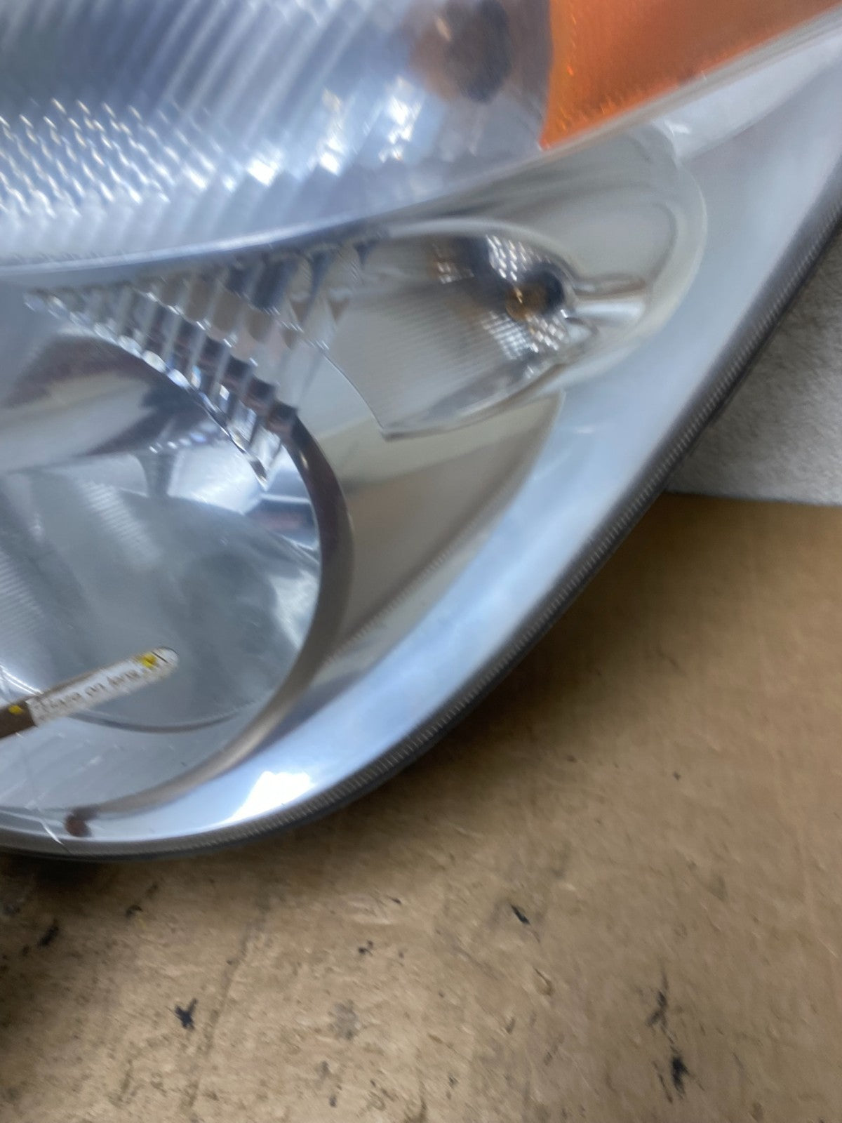 2007 to 2013 Mercedes Sprinter Headlight Left Driver Side Halogen T5205 DW4