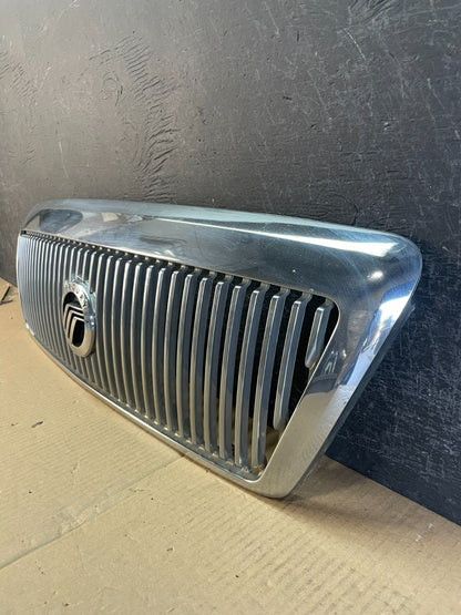 2003 - 2005 Mercury Grand Marquis Front Upper Grill Grille AE3724 DG1