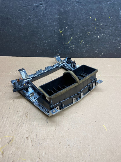 2010 - 2012 Lincoln Mkt Center Dash Gps Radio Bezel Panel Air Vent OEM T4577 DG4