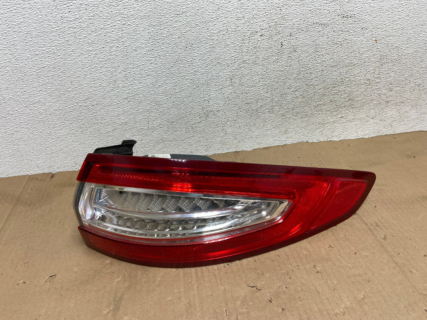 2013 to 2016 Ford Fusion Right Passenger RH Side Tail Light AE9147 LK0