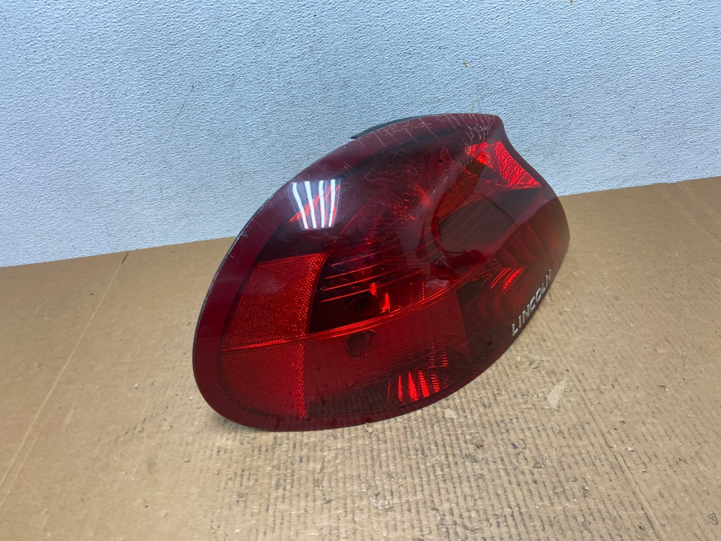 1998 to 2002 Lincoln Continental Left Driver LH Side Tail Light AE1552 LK2