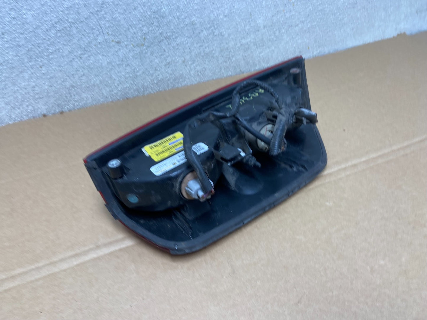 2005 to 2014 Nissan Frontier Right Passenger RH Side Tail light Oem AB3412 LK5