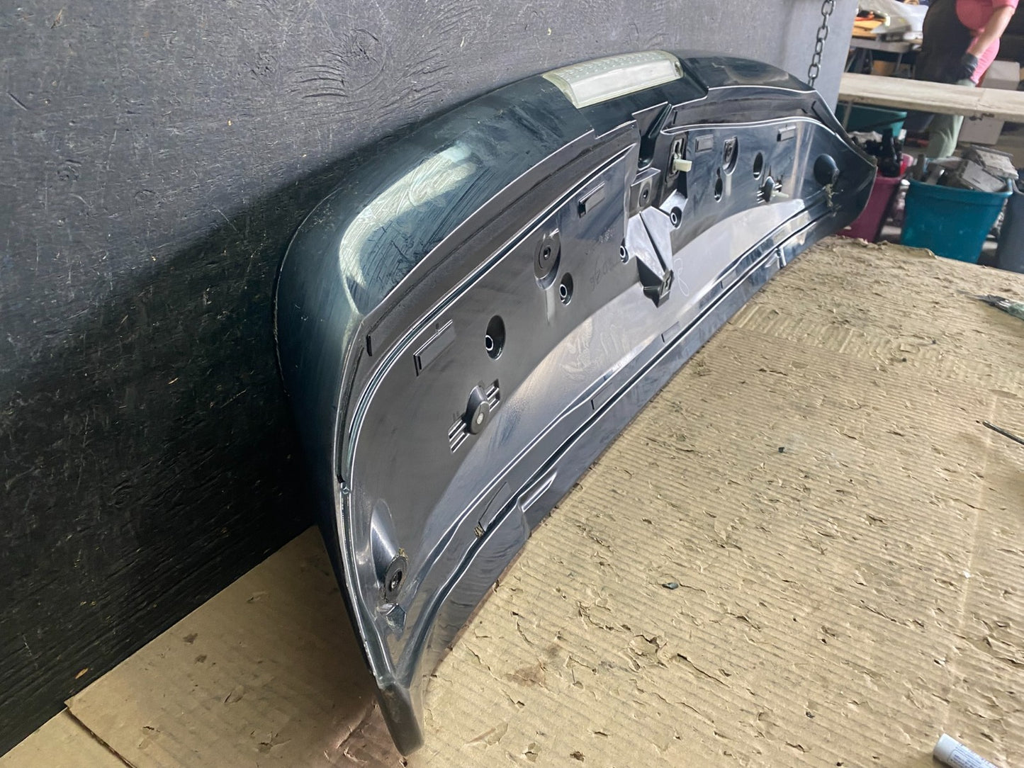 2004-2009 Lexus RX330 RX350  Rear Trunk Tail Gate Lift Gate Spoiler OEM W9933 DG11